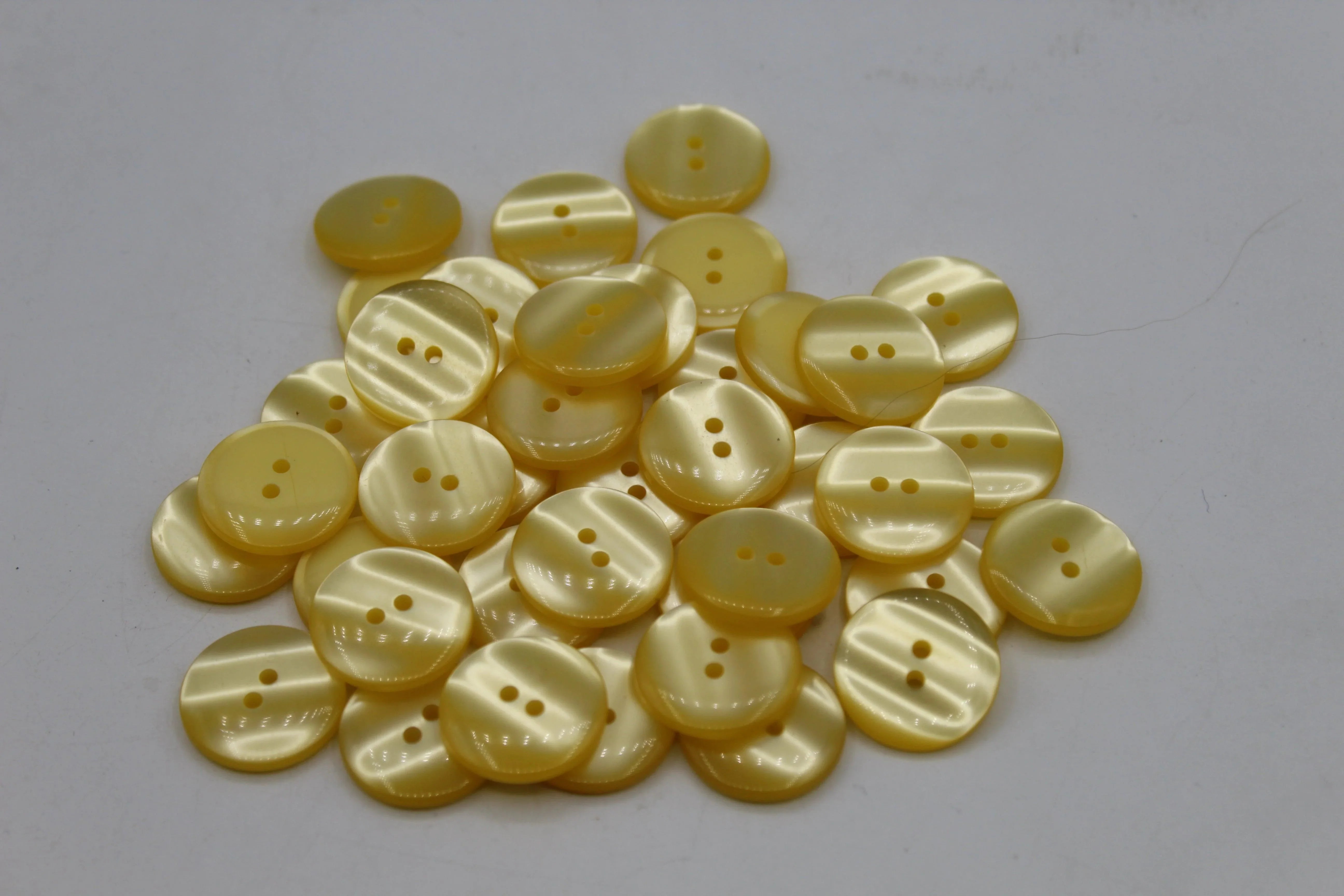 50 pieces 20mm - 2 Holes Polyester Button for Blouses (32") - (KP2 105 32") - ACCESSOIRES LEDUC BV