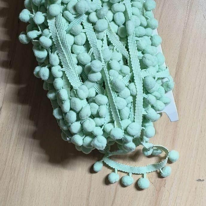16 meters Pompon Trimming size 10+15mm (pompon's diameter +/- 10mm) #FLO4660 - ACCESSOIRES LEDUC BV