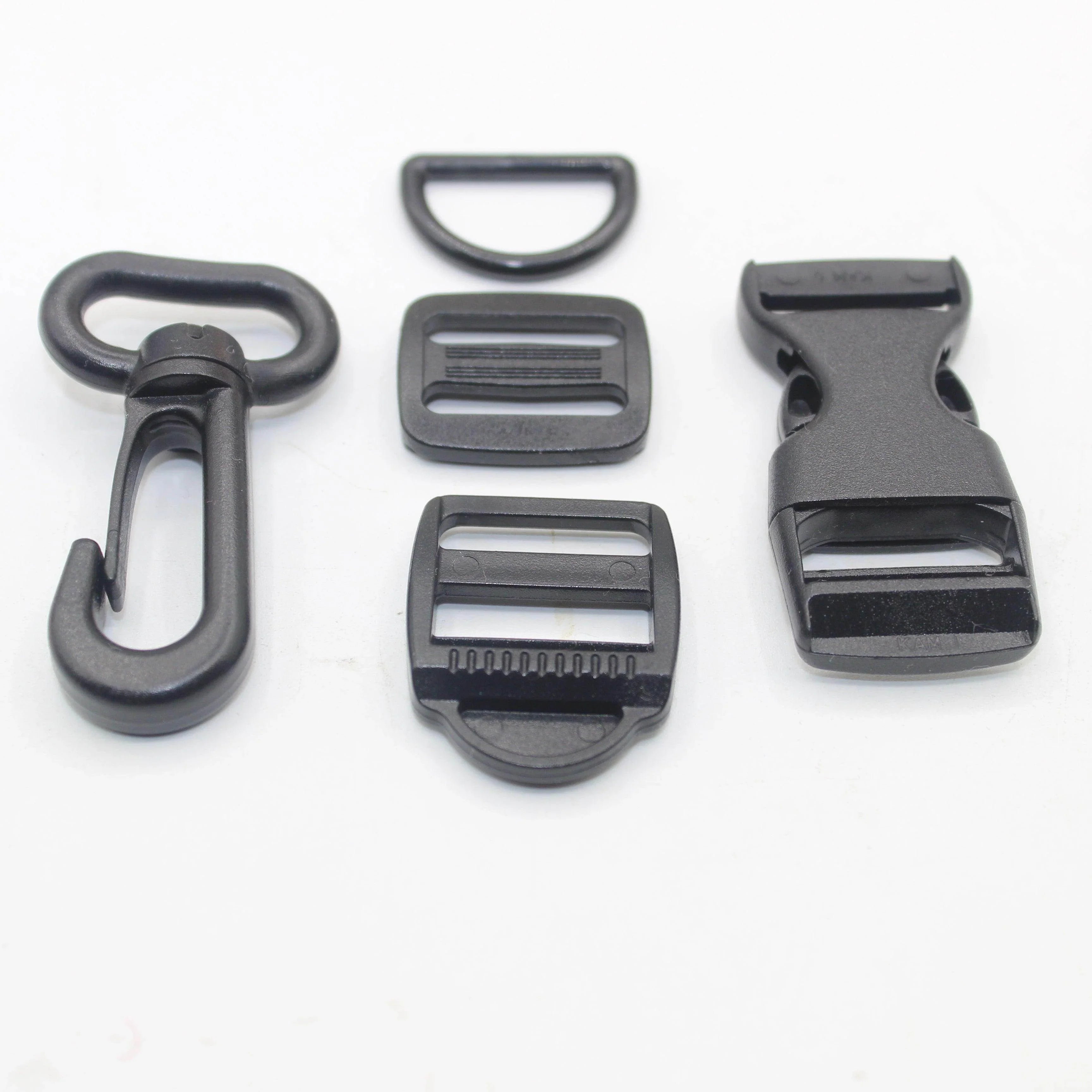 Set of 5 Coloured Nylon Buckles (1 Lobster + 2 sliding buckles + 1 D ring + 1 Clipsable buckle) - 20mm/25mm - ACCESSOIRES LEDUC BV