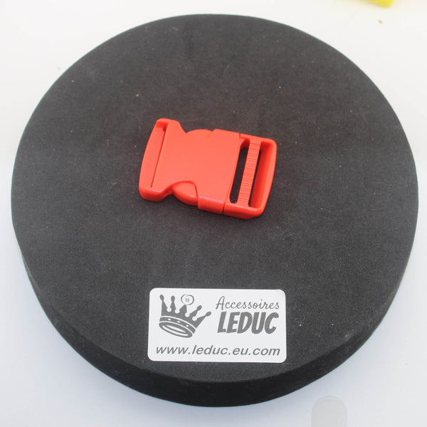 Coloured Buckle, fits size 30mm, available in Many Colours, in Sliding Loop or Clipsable Buckle versions - ACCESSOIRES LEDUC BV
