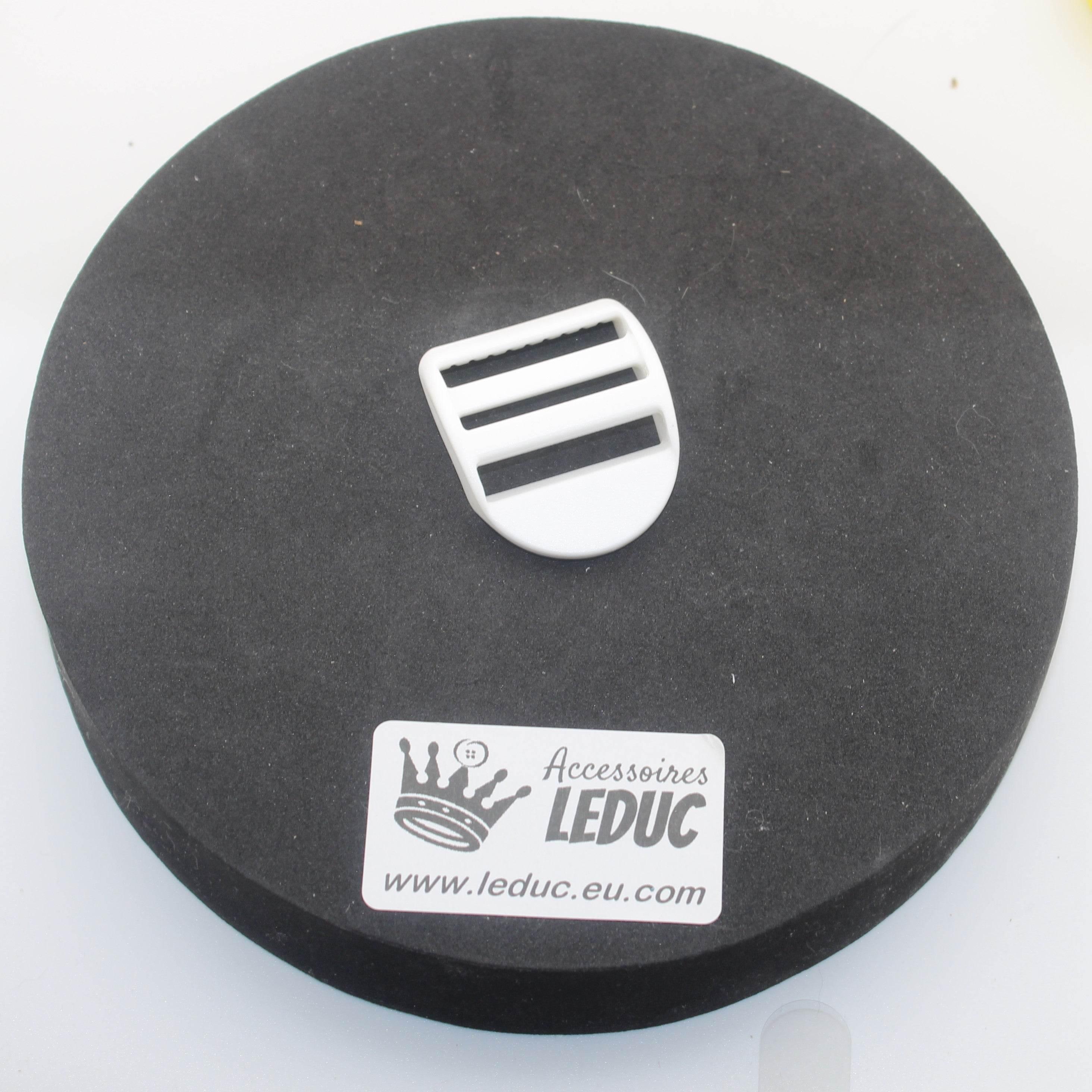 Coloured Buckle, fits size 30mm, available in Many Colours, in Sliding Loop or Clipsable Buckle versions - ACCESSOIRES LEDUC BV