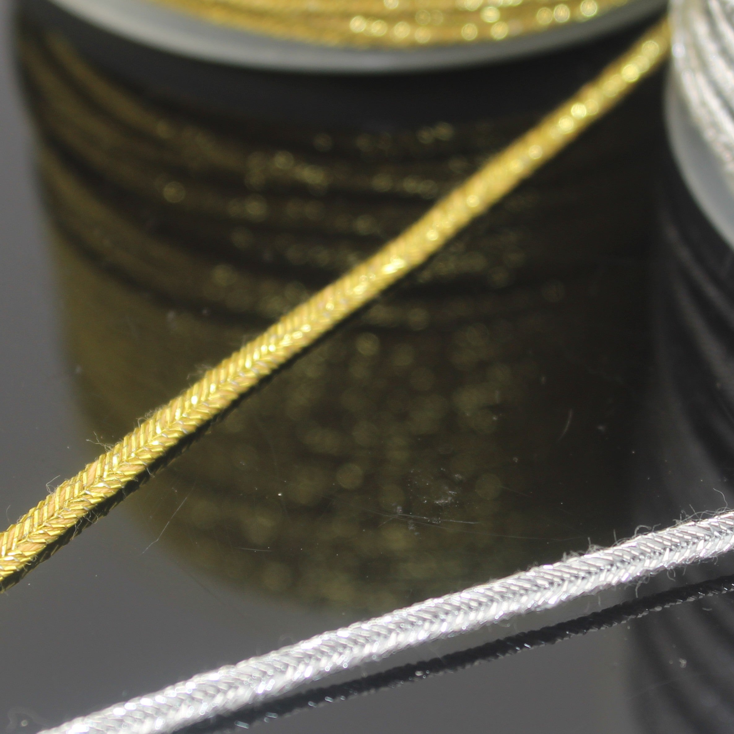 10 meter Metallic Lurex Soutache 3mm wide Gold or Silver