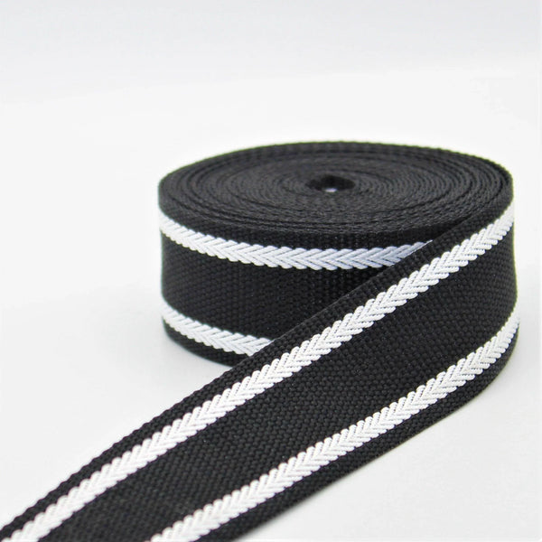 Black 38mm Webbing with White Arrow Stripes 5/10/45mt #RUB1958 - ACCESSOIRES LEDUC BV