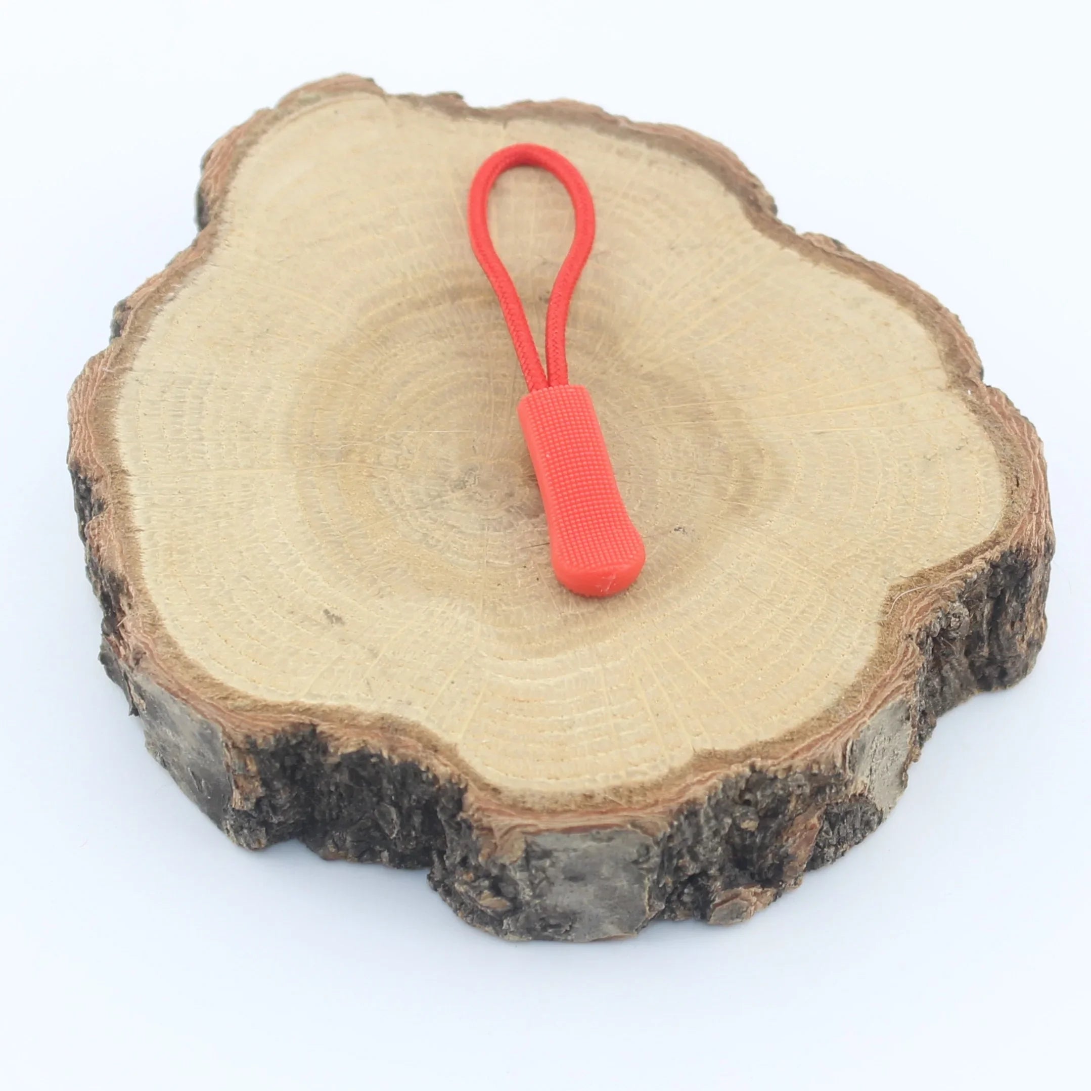 Zip Pullers, available in different colours, 60mm - ACCESSOIRES LEDUC BV