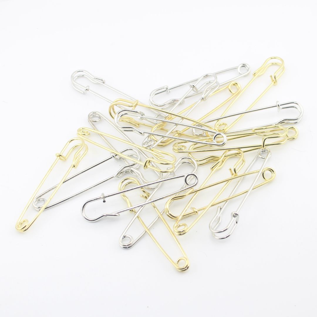 8cm Extra Large Safety Pins (76mm) , available in Gold or Silver. Sold by 1 or 10 pieces, Kilt Pins