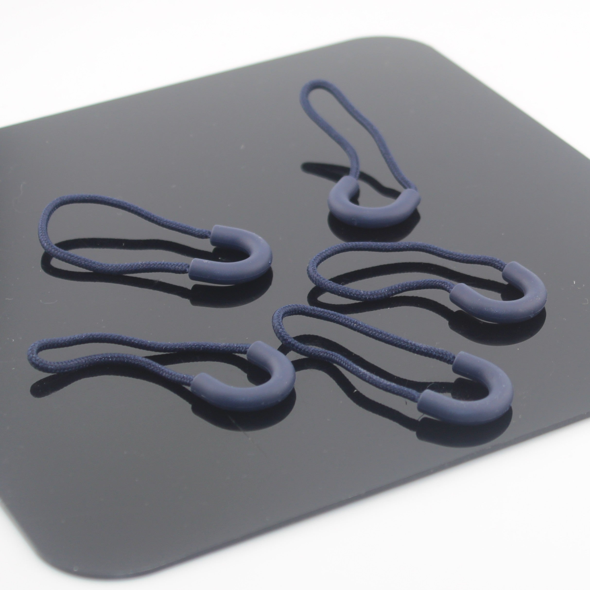 Round Loop Zip Pullers, available in different colours, 25x60mm