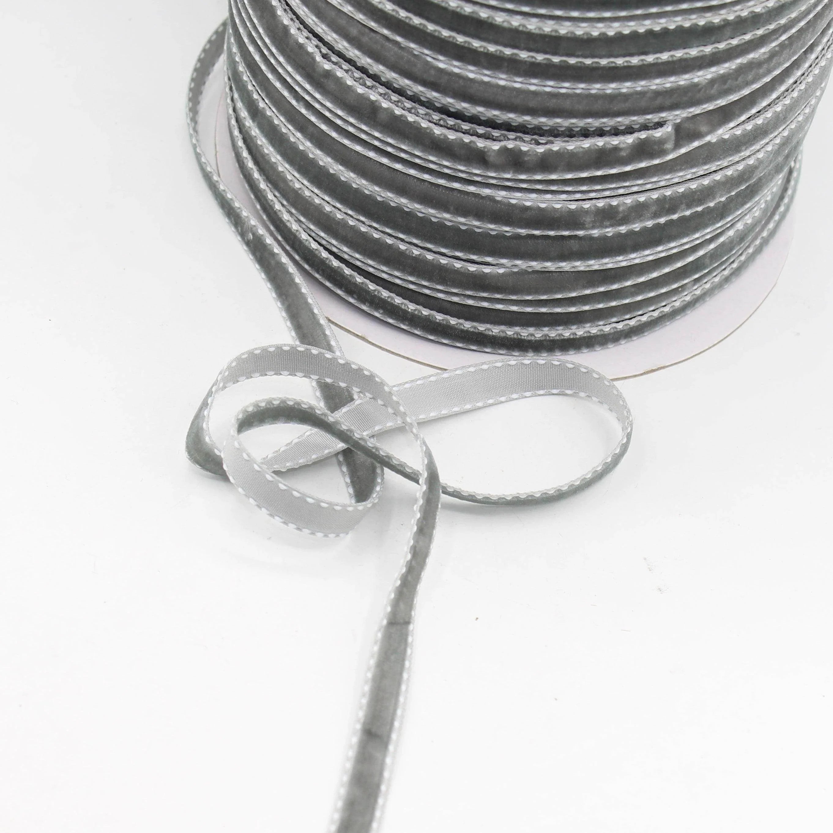 5 meters Stitched Velvet Ribbon 9 / 15 / 20mm #VEL1501 - ACCESSOIRES LEDUC BV