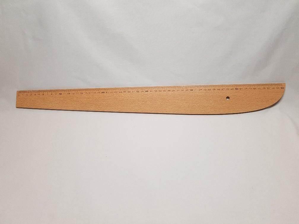 Curved wooden ruler with marking in cm - ACCESSOIRES LEDUC BV