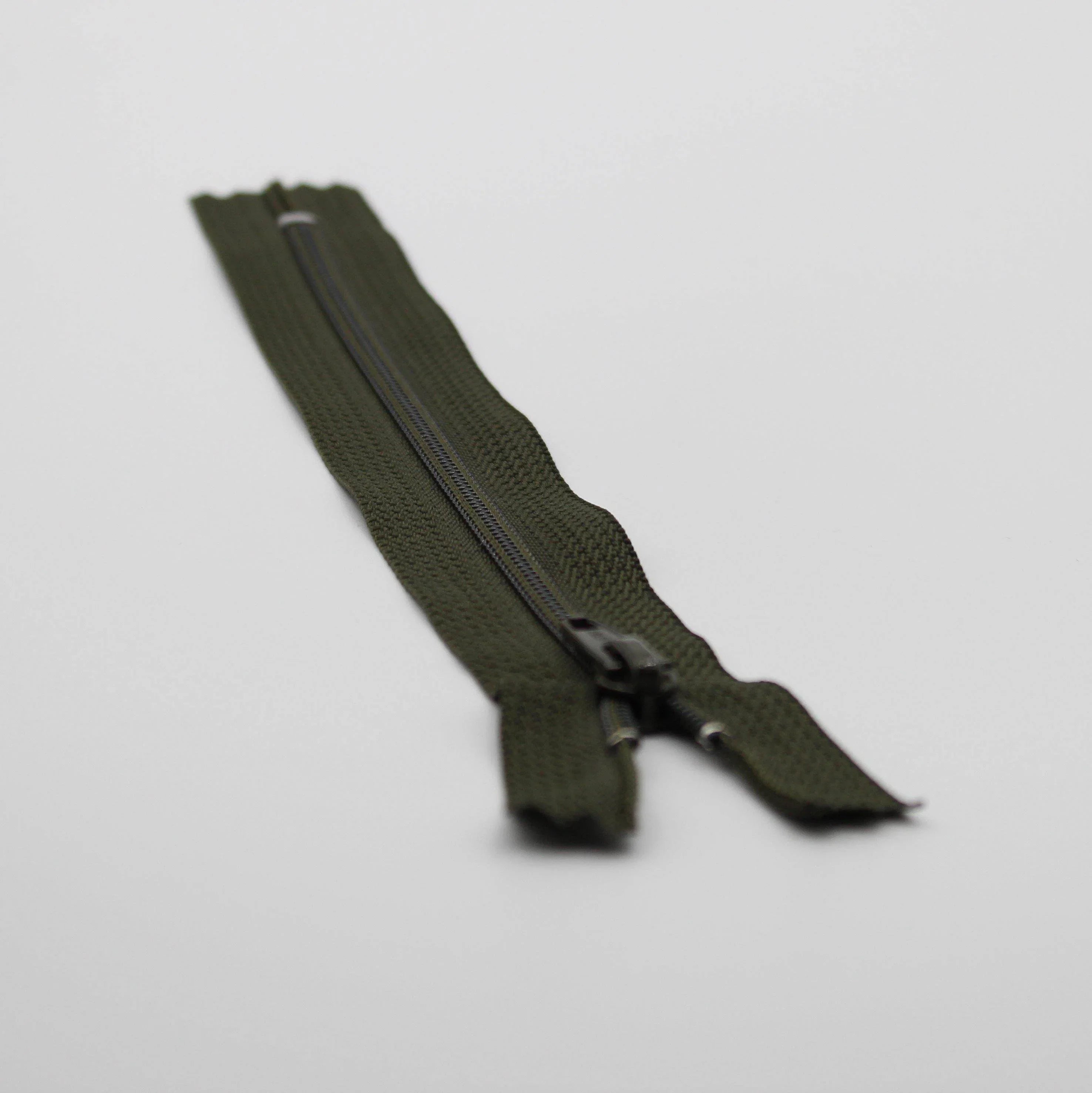 YKK - 20cm Nylon Zipper Size 4.5 for Trousers **Extra Strong** - ACCESSOIRES LEDUC BV