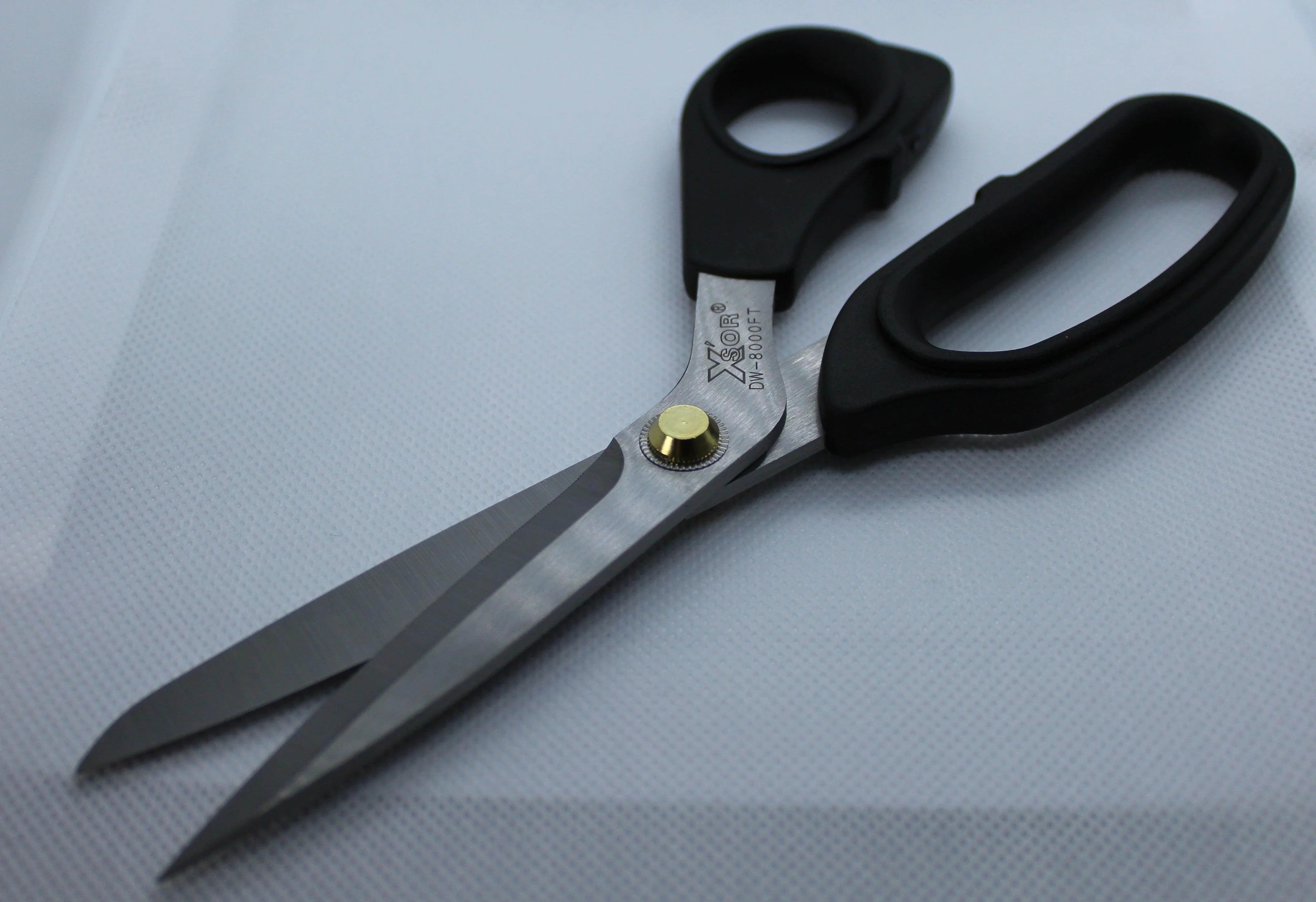 X'sor Scissors DW-8000FT DRESSMAKING SHEARS / LEATHER SHEARS 8 inches (20cm) - ACCESSOIRES LEDUC BV