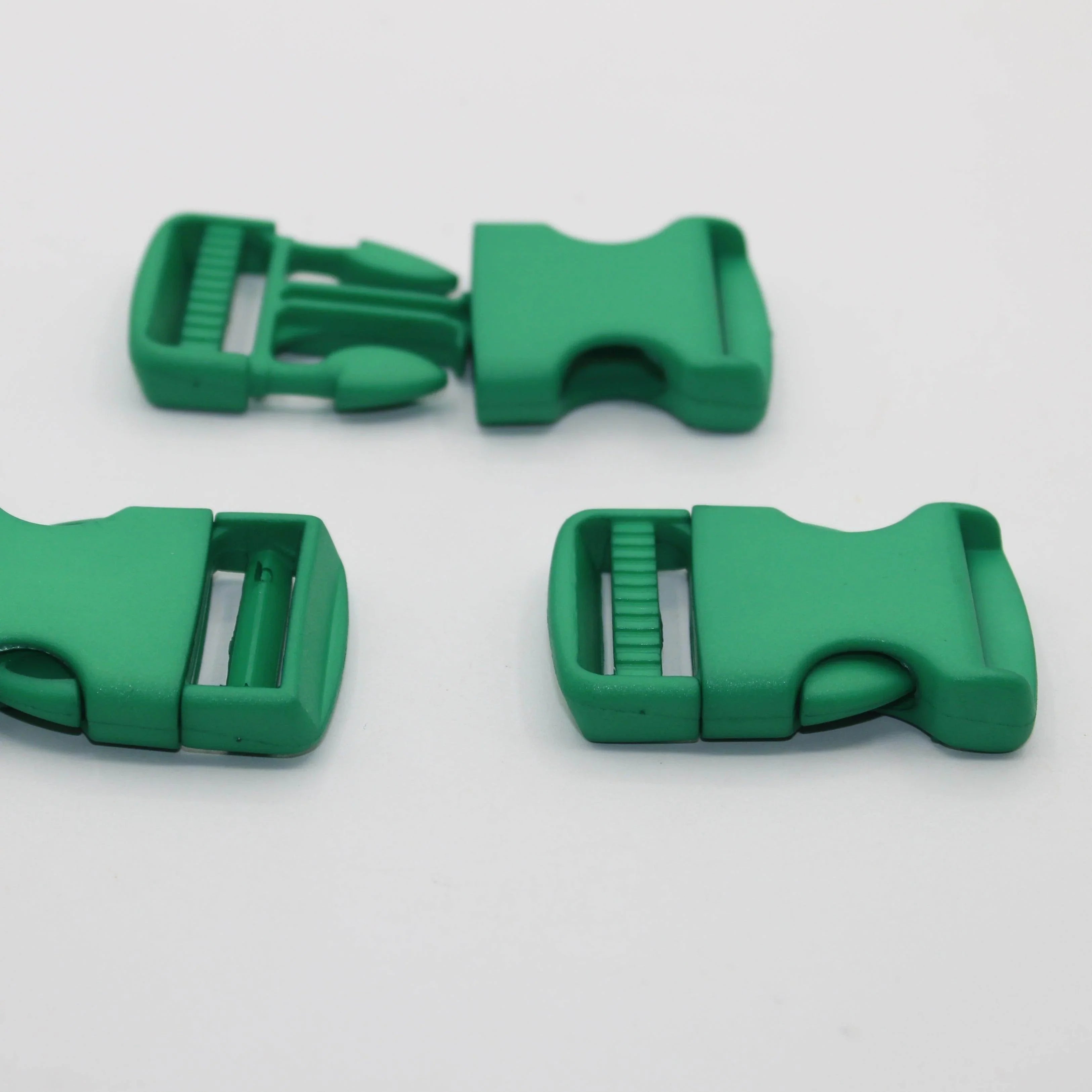 Coloured Set Clip Buckles and Loop 30mm 3x #BNY3500 - ACCESSOIRES LEDUC BV