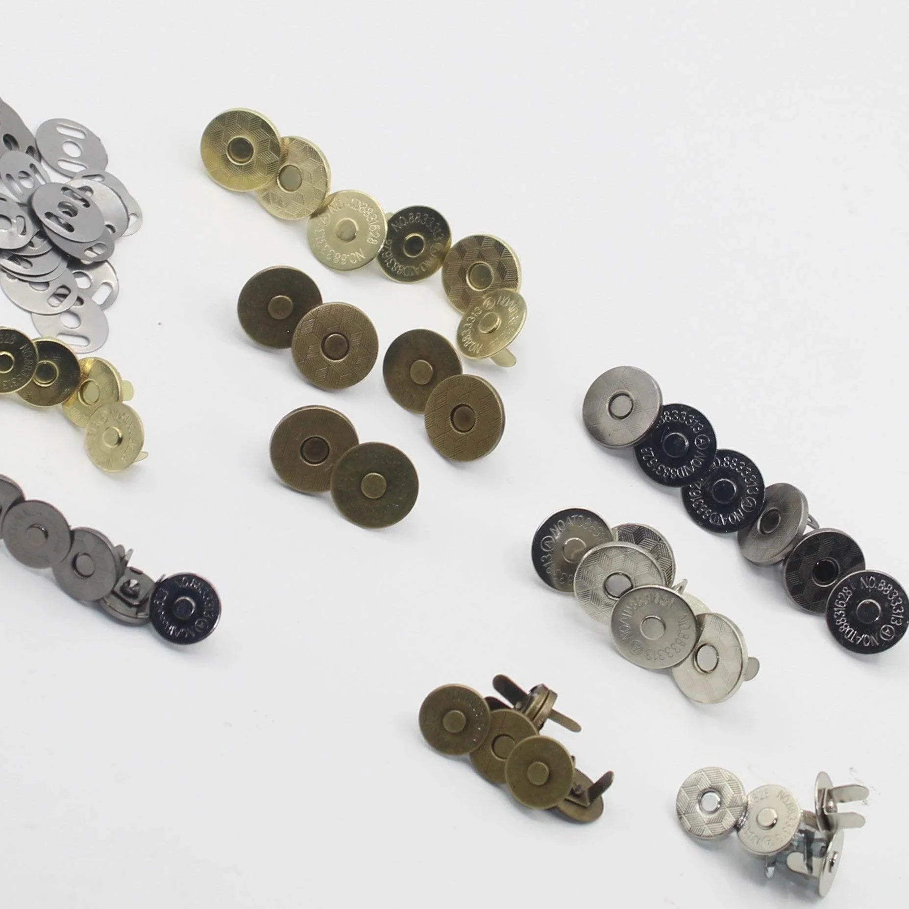 24 sets of Magnet Snap Buttons - 10 and 14mm #HAB1x024 - ACCESSOIRES LEDUC BV