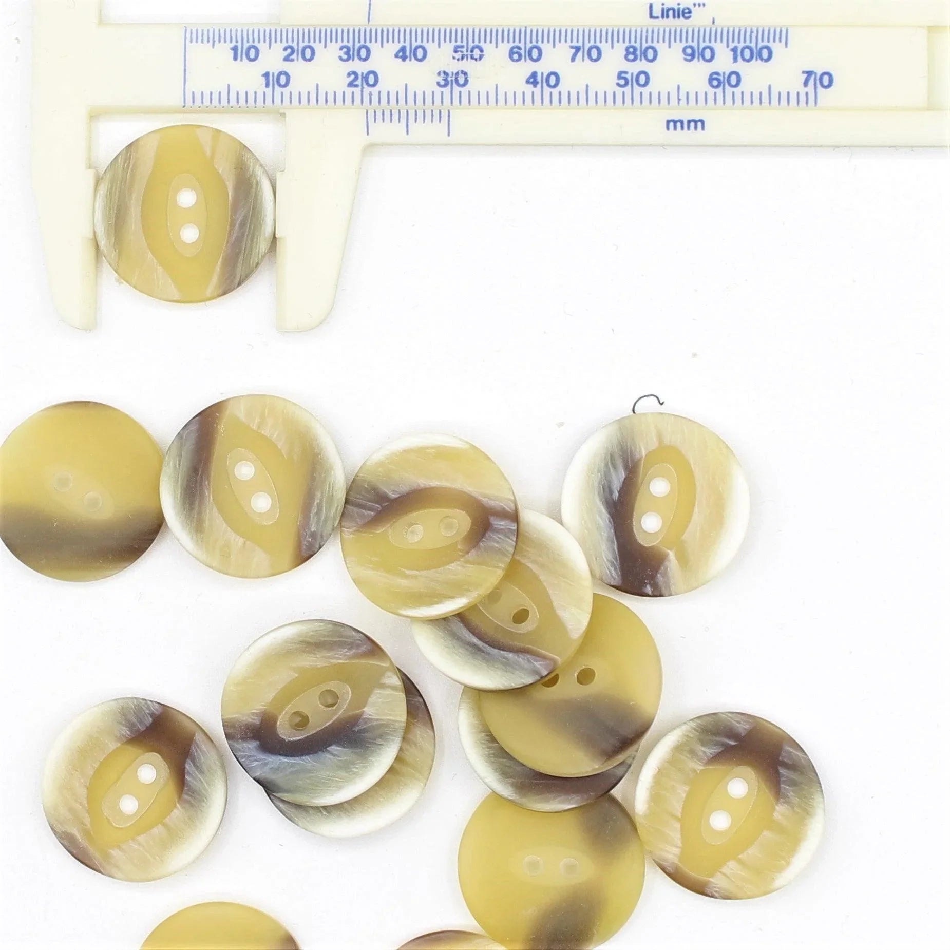 Polyester Grey Stone "Pringles Shapped" Button 2 holes #KP24010 - ACCESSOIRES LEDUC