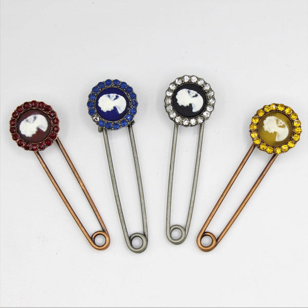Kilt Pin with Strass (different colors) and Pattern of Lady 8cm#BRO2000 - ACCESSOIRES LEDUC BV