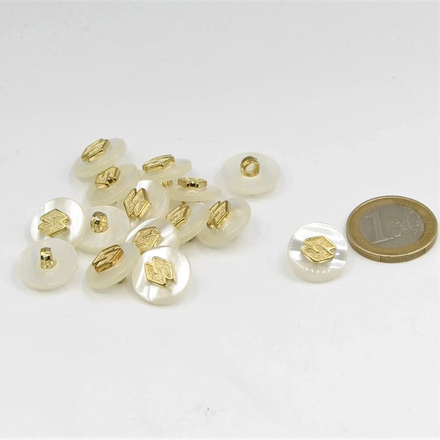 White or Purple Shank Button with Gold "S" Design 6 and 9mm - ACCESSOIRES LEDUC