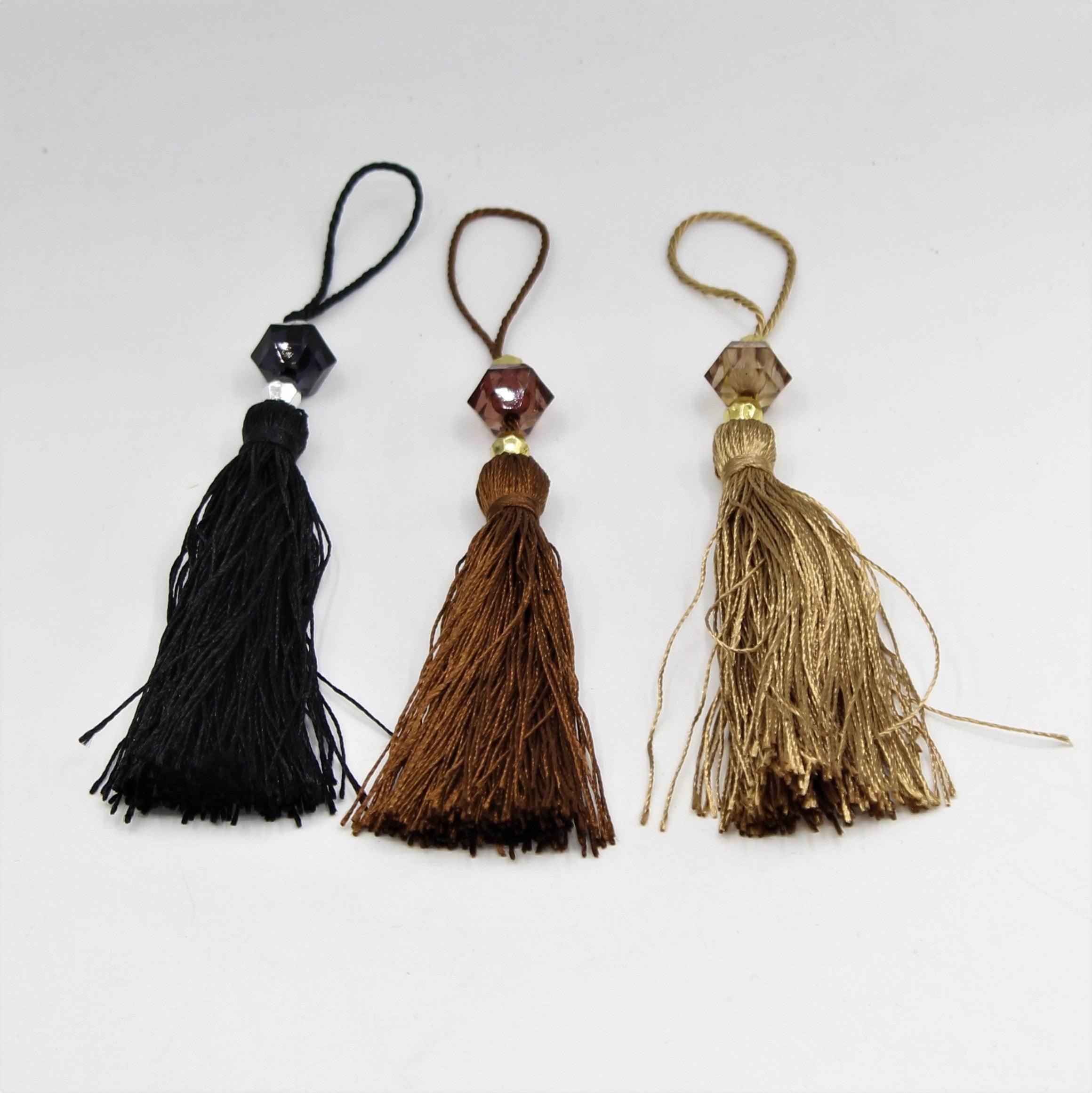 Different Colors of Tassel with Diamonds 17cm #FLO1015 - ACCESSOIRES LEDUC BV