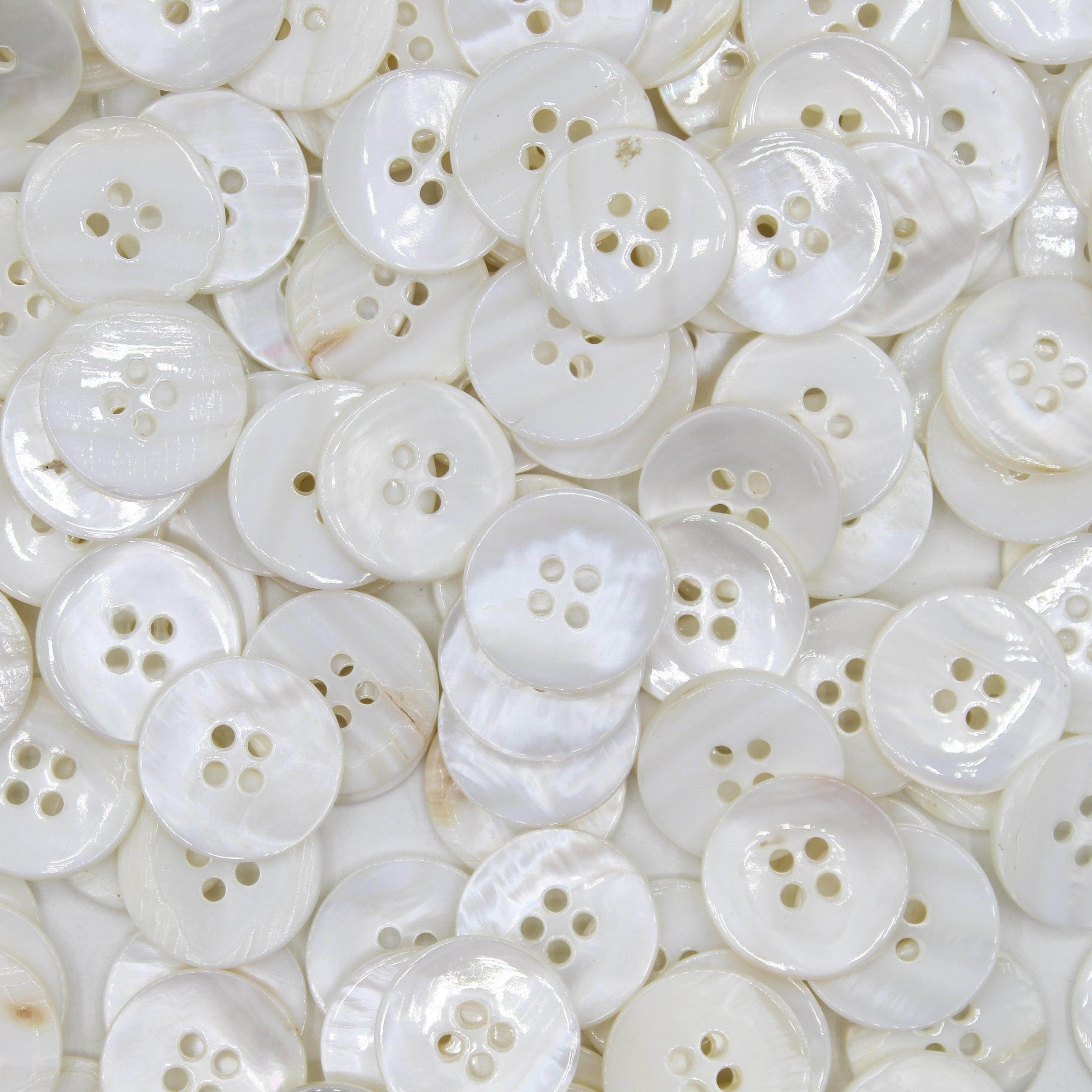 100 pcs. 4 Holes Shell Button, White Shell Button 12 and 20MM, Rivershell#KS4504 - ACCESSOIRES LEDUC BV