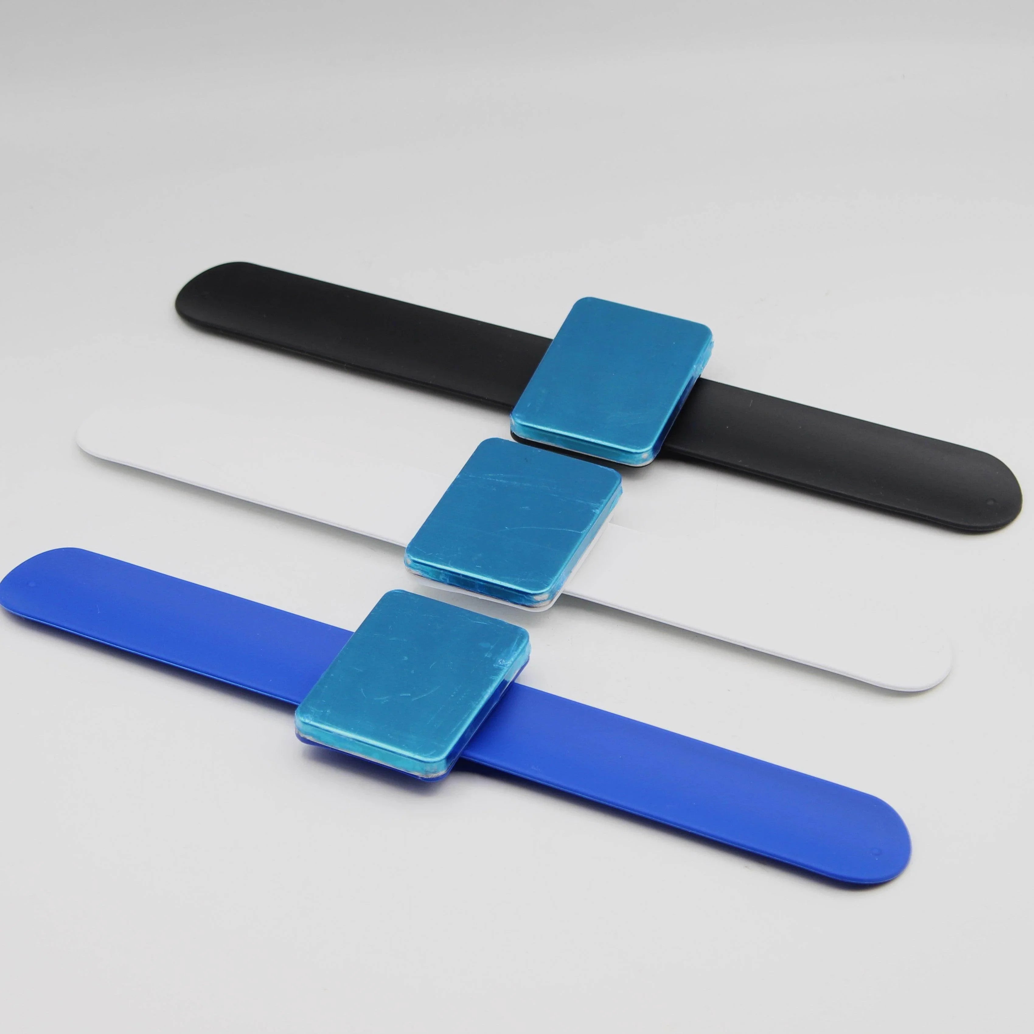 Multicolor Magnetic Bracelet, Sewing Pin Holder, Watchband Magnet, Pin Keeper, Wrist Pin Cushion, Sewing and Knitting Accessory - ACCESSOIRES LEDUC BV