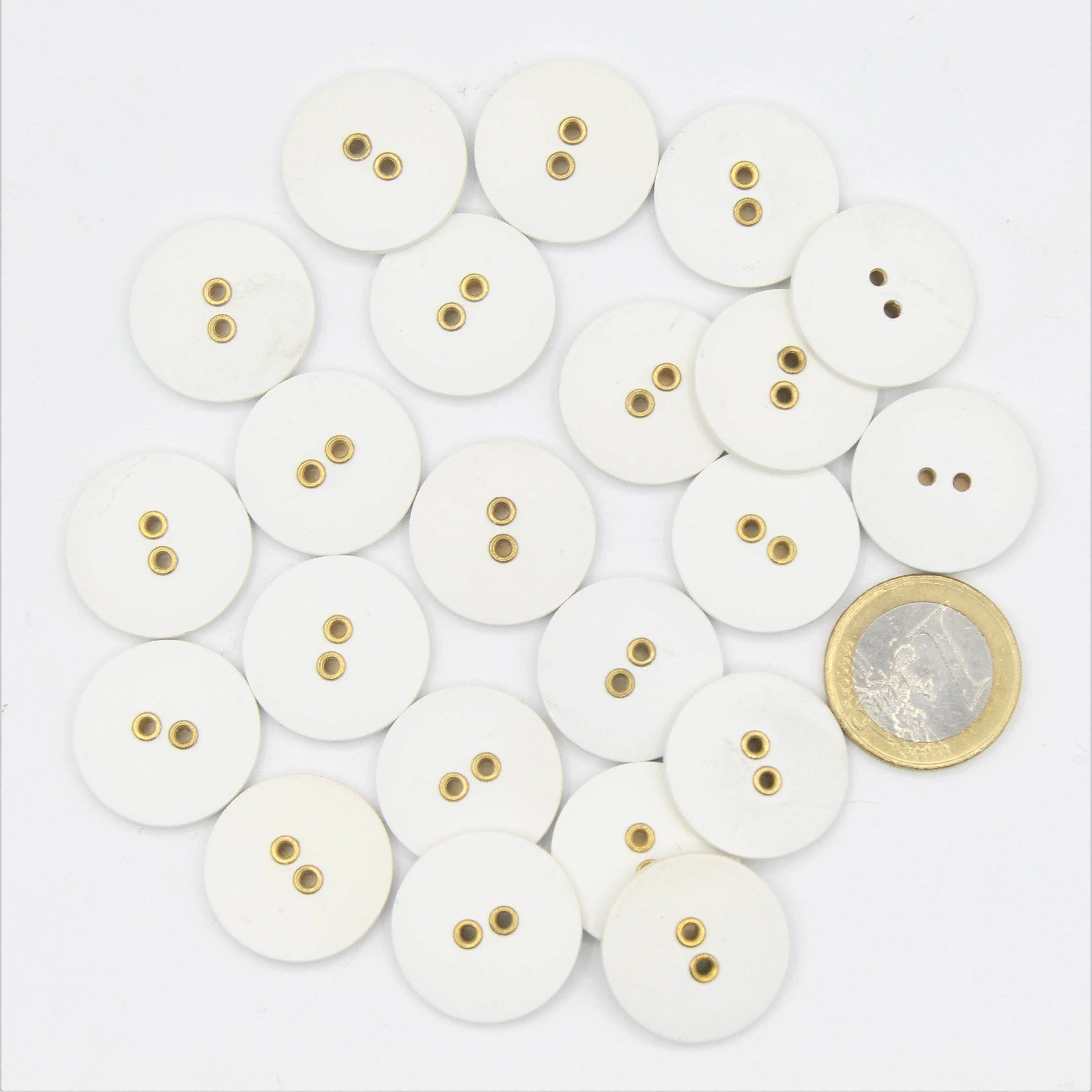 Compound White Button with 2 Gold Metal Holes #KC24001 - ACCESSOIRES LEDUC BV