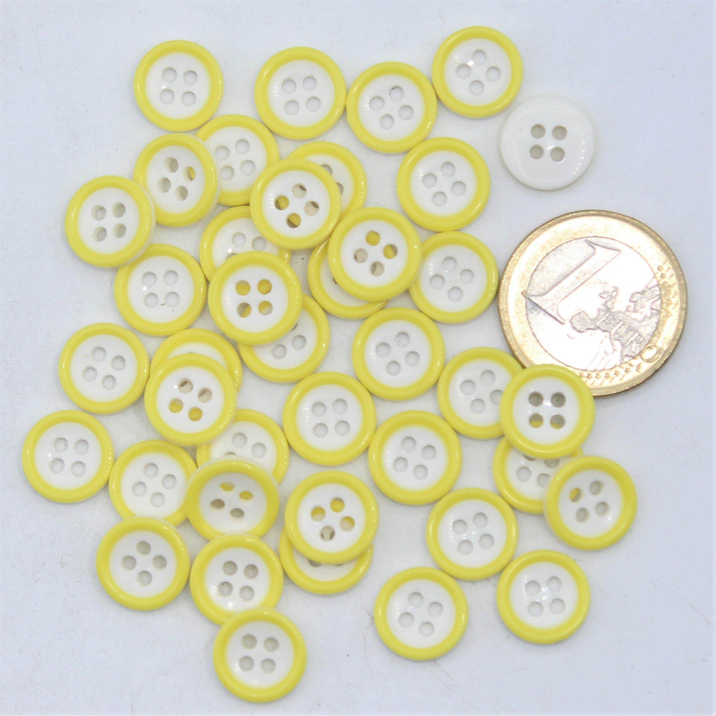White&Yellow Compound Button 4 holes #KC44001 - ACCESSOIRES LEDUC BV
