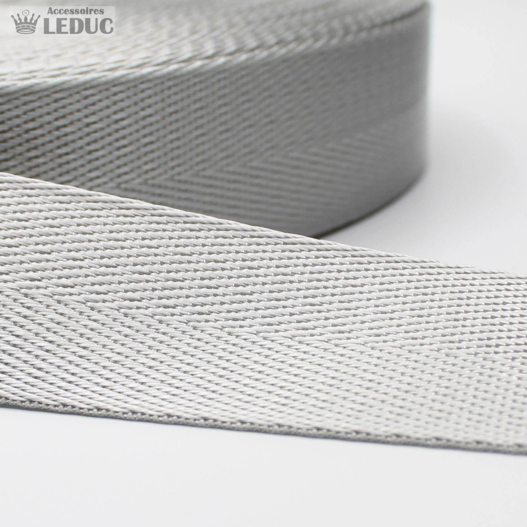 30mm or 40mm Shiny Herringbone Webbing #RUB1910 - ACCESSOIRES LEDUC BV