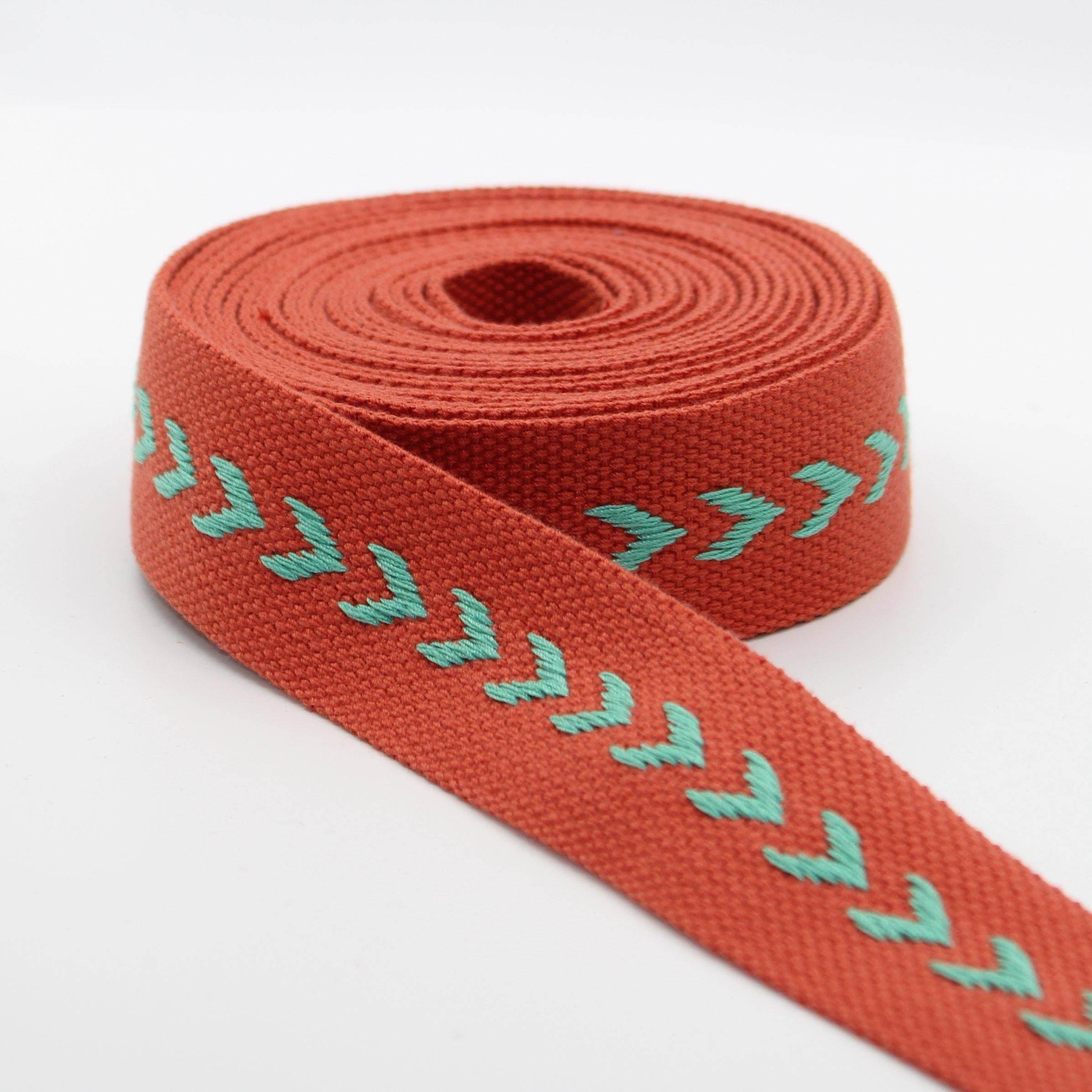 5 meters Cotton Webbing with Arrows 38mm #RUB1938 - ACCESSOIRES LEDUC BV