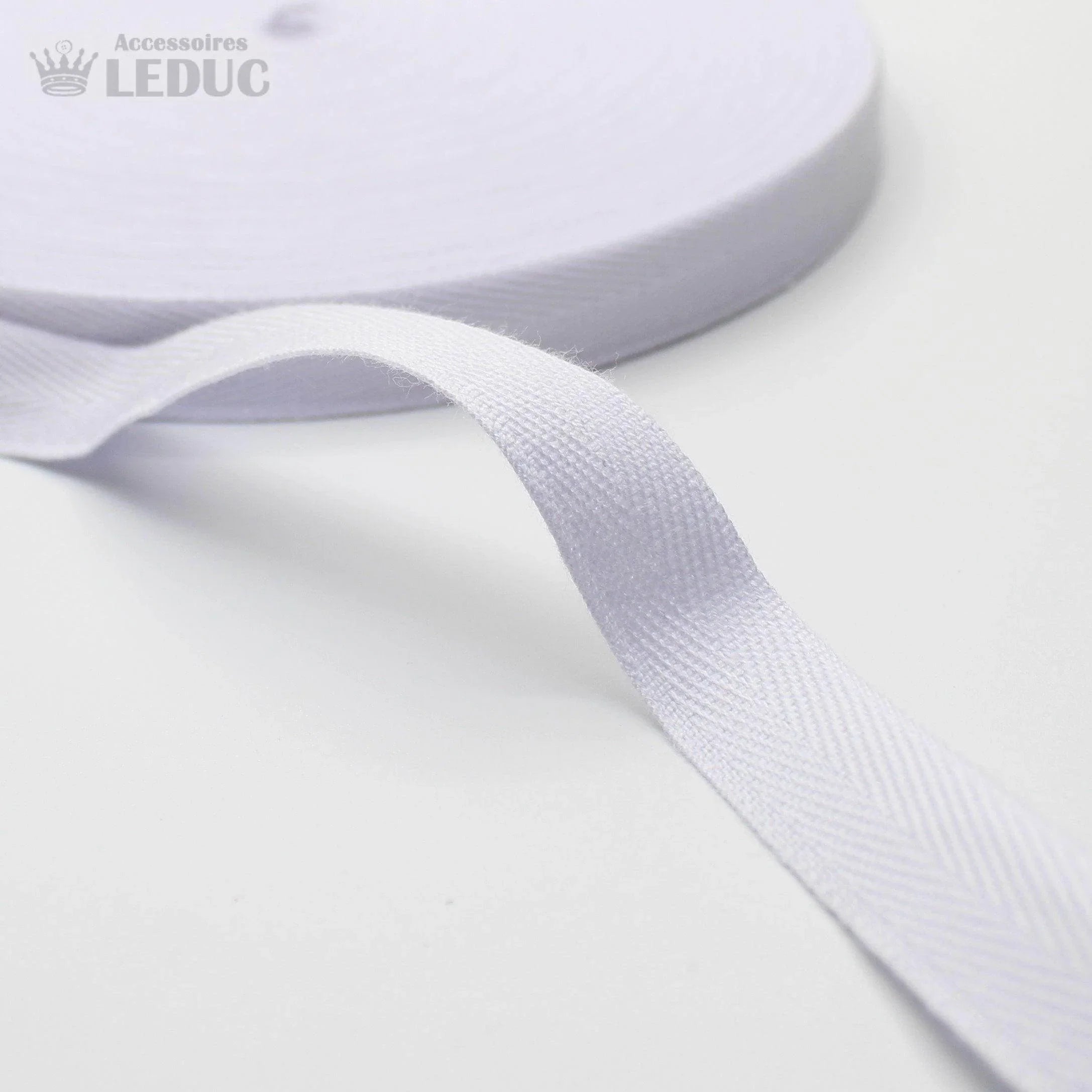 WHITE COTTON HERRINGBONE 15mm 100Meters - ACCESSOIRES LEDUC BV