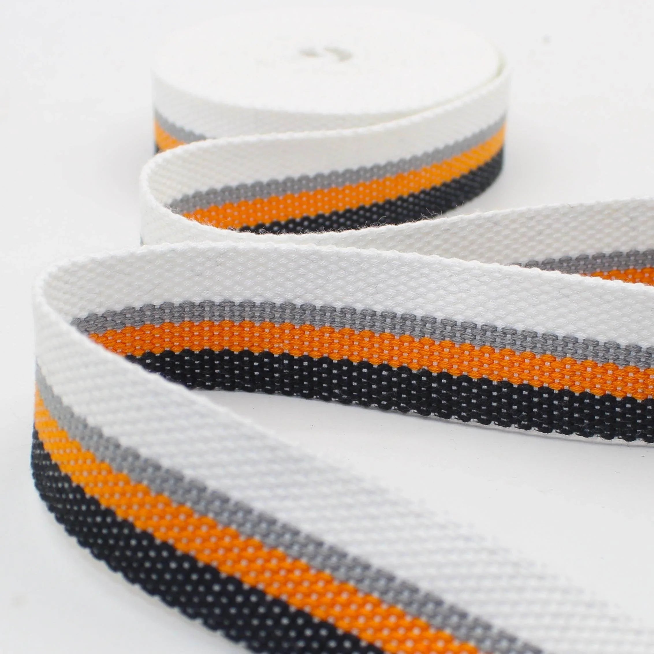 5 meters White + 3 colours Webbing 30mm #RUB1997 - ACCESSOIRES LEDUC BV