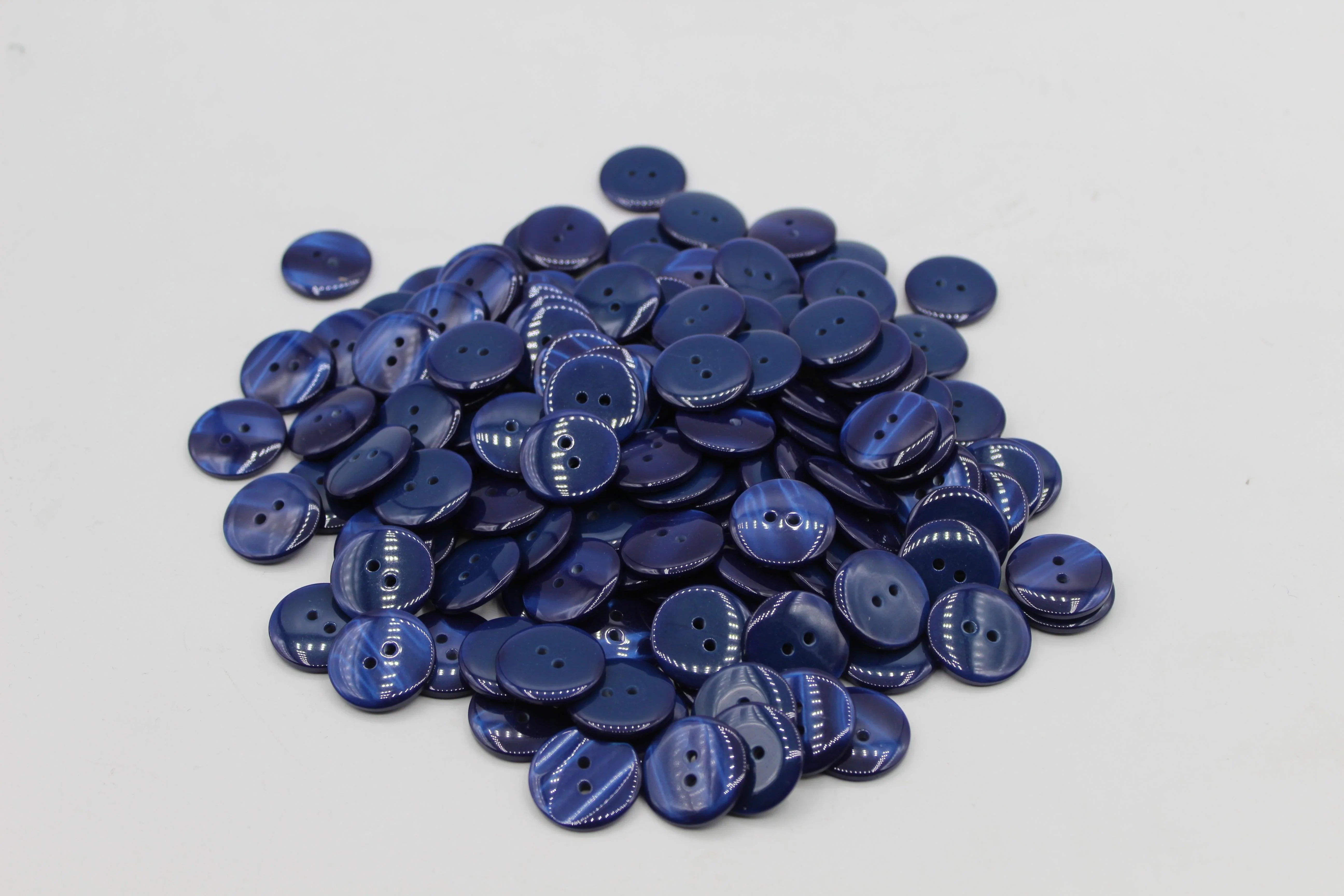 50 pieces 20mm - 2 Holes Polyester Button for Blouses (32") - (KP2 105 32") - ACCESSOIRES LEDUC BV