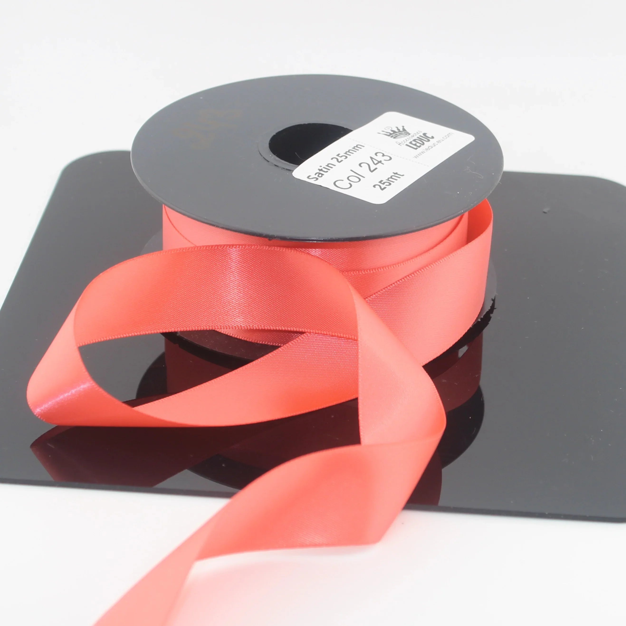Deluxe Double Sided Satin 15mm,25mm or 38mm - 25 meters - ACCESSOIRES LEDUC BV