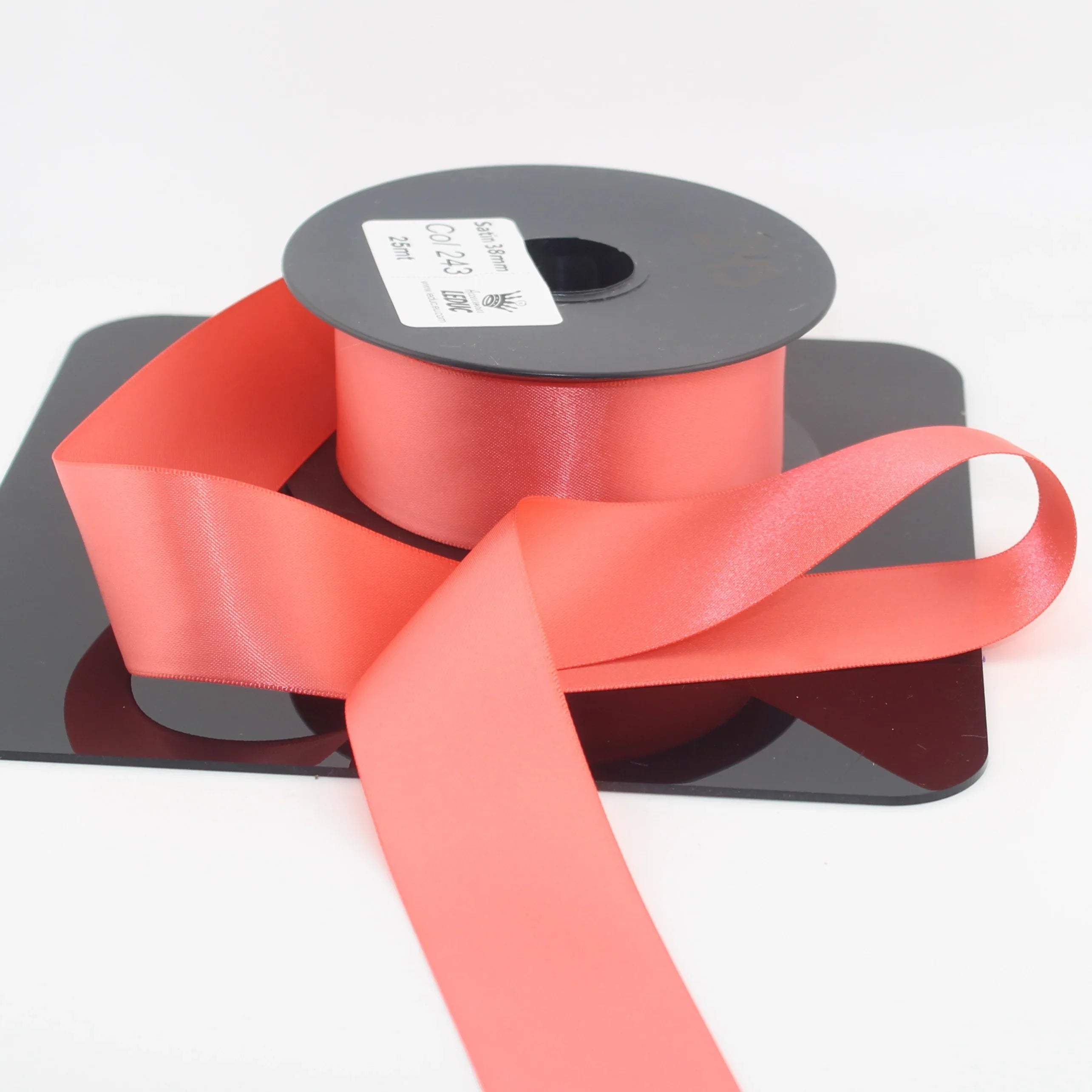 Deluxe Double Sided Satin 15mm,25mm or 38mm - 25 meters - ACCESSOIRES LEDUC BV
