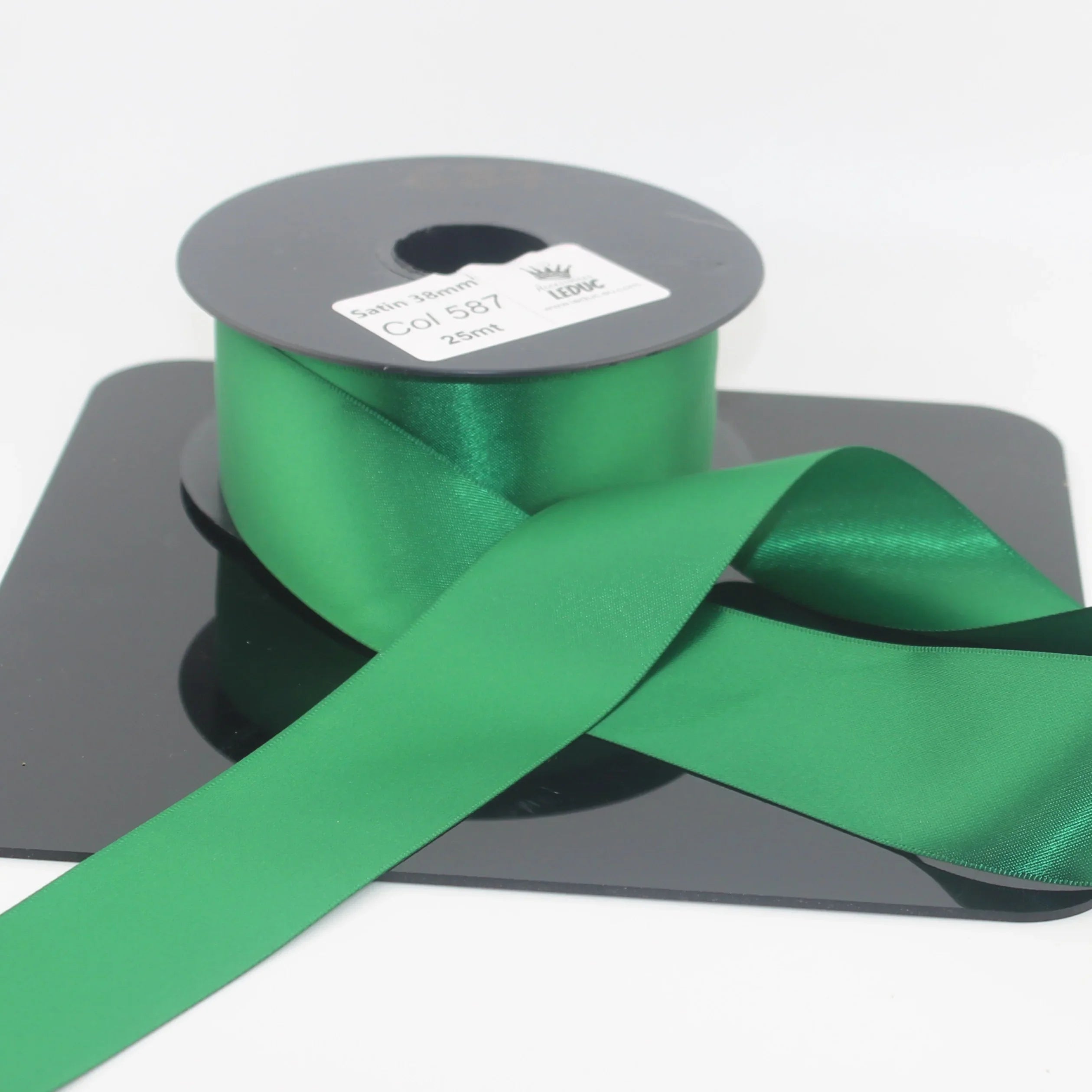 Deluxe Double Sided Satin 15mm,25mm or 38mm - 25 meters - ACCESSOIRES LEDUC BV