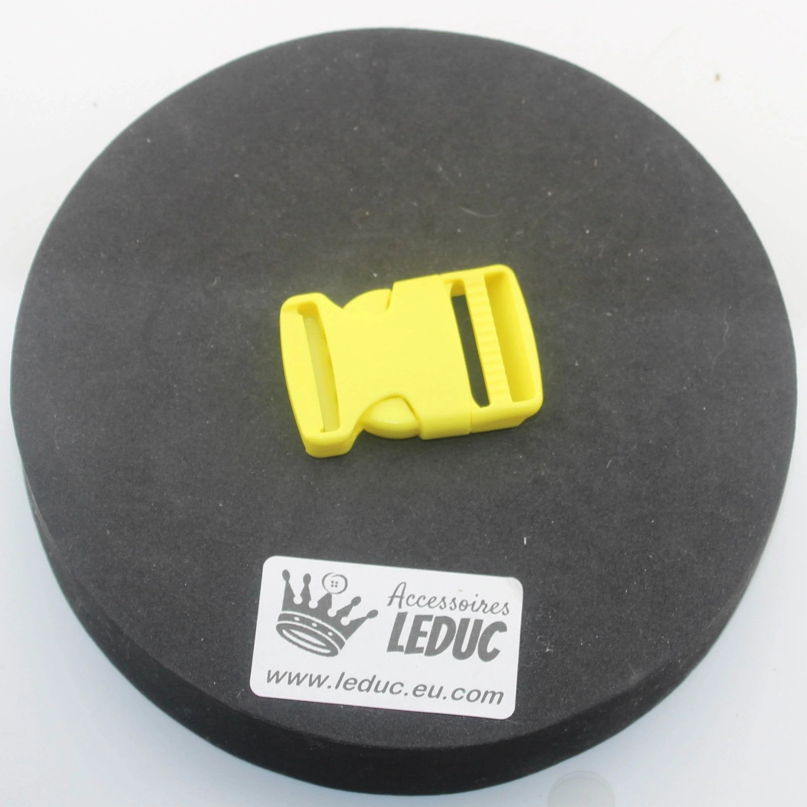 Coloured Buckle, fits size 30mm, available in Many Colours, in Sliding Loop or Clipsable Buckle versions - ACCESSOIRES LEDUC BV