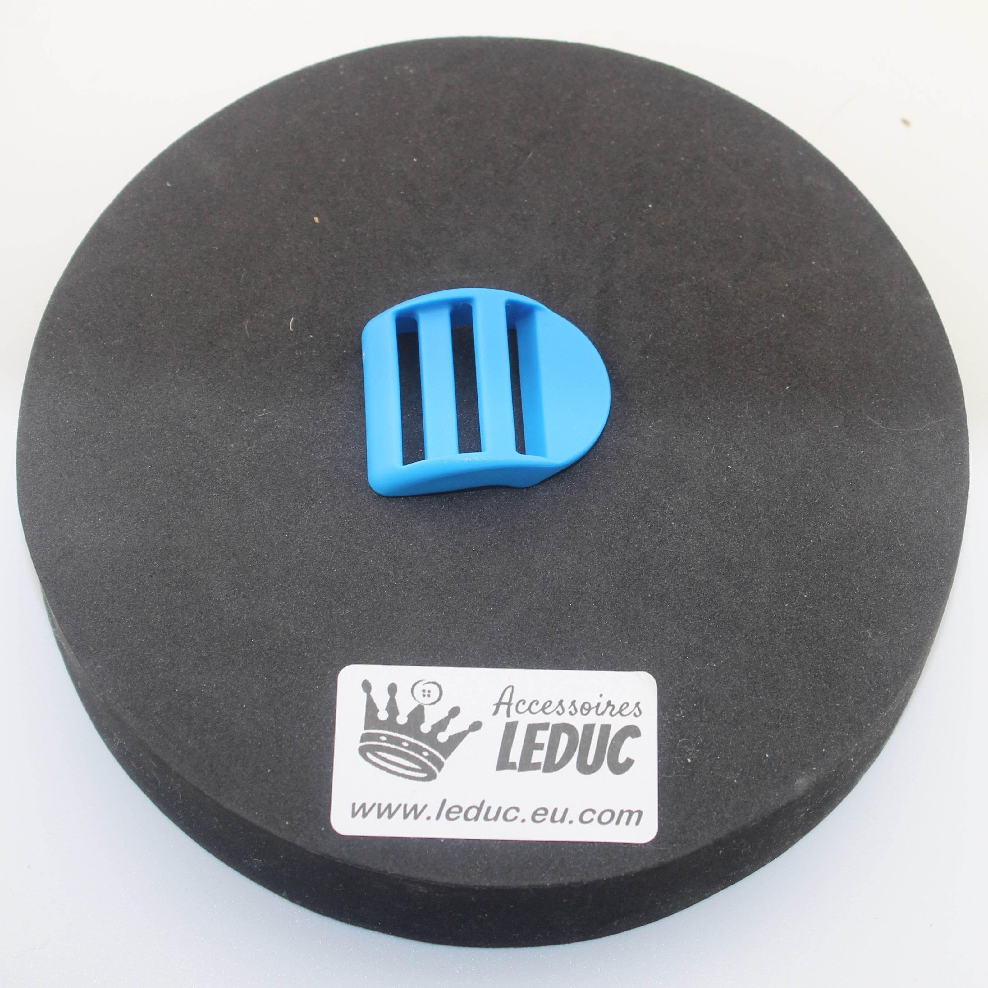 Coloured Buckle, fits size 30mm, available in Many Colours, in Sliding Loop or Clipsable Buckle versions - ACCESSOIRES LEDUC BV