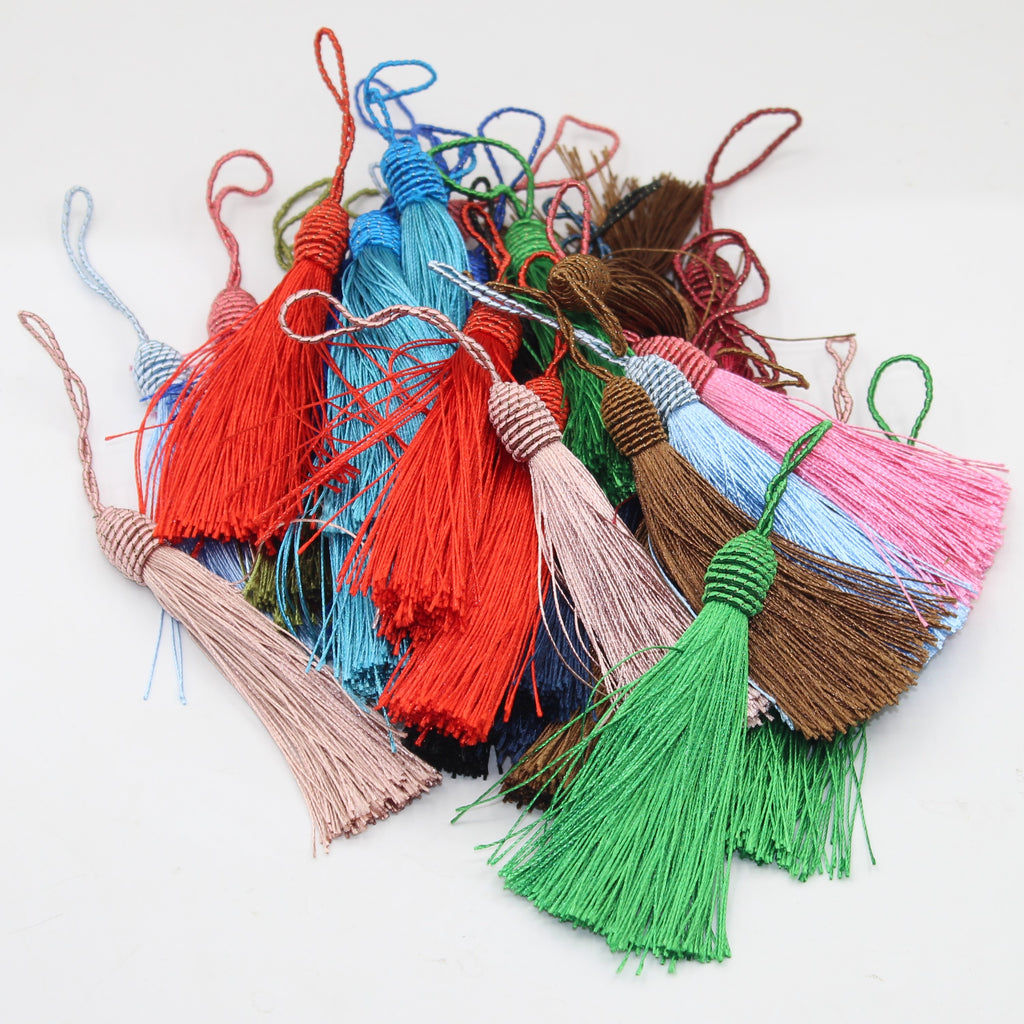 3 Tassels, Viscose, Total Heigth 9cm, Tassel heigth 4cm available in many Colours