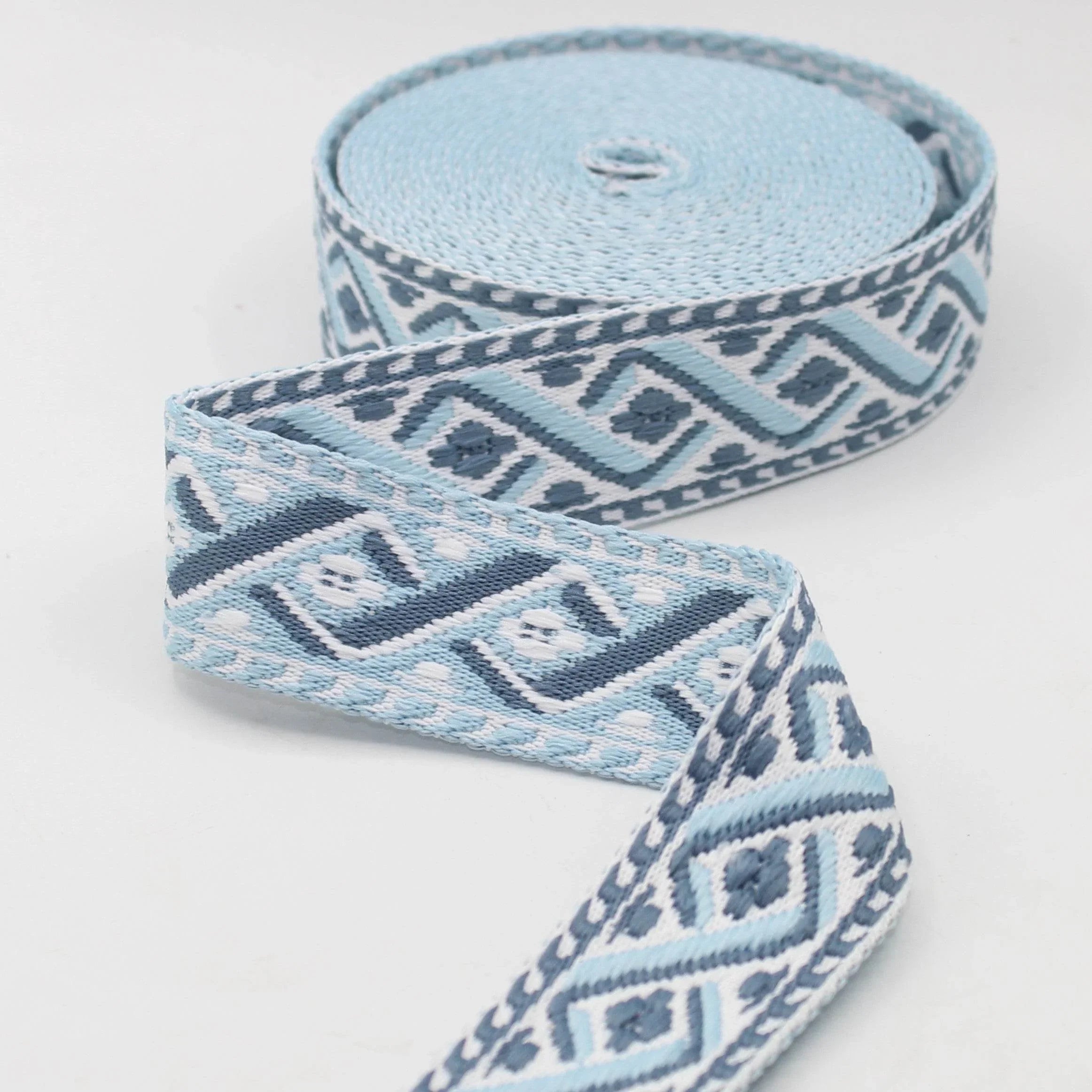 5 meters Ethnic 3D Zig Zags 38mm Webbing #RUB3567 - ACCESSOIRES LEDUC BV