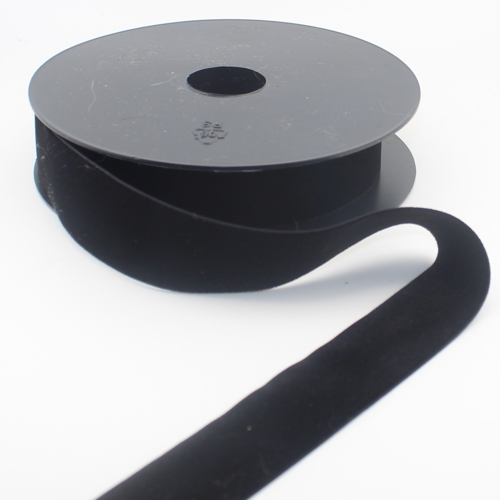 10 Meters Velvet Ribbon, size 10, 15, 20,25,32 or 50mm - 100% Polyester, High Quality #VEL1510