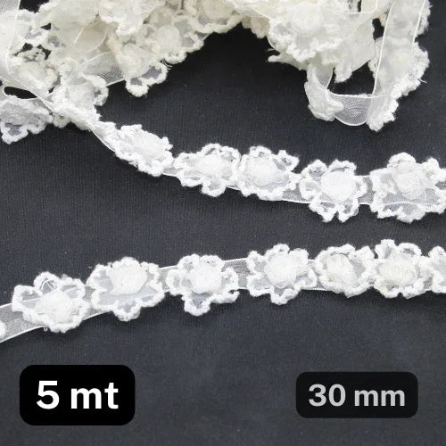 5 meters White Floral Lace (30mm) - ACCESSOIRES LEDUC BV