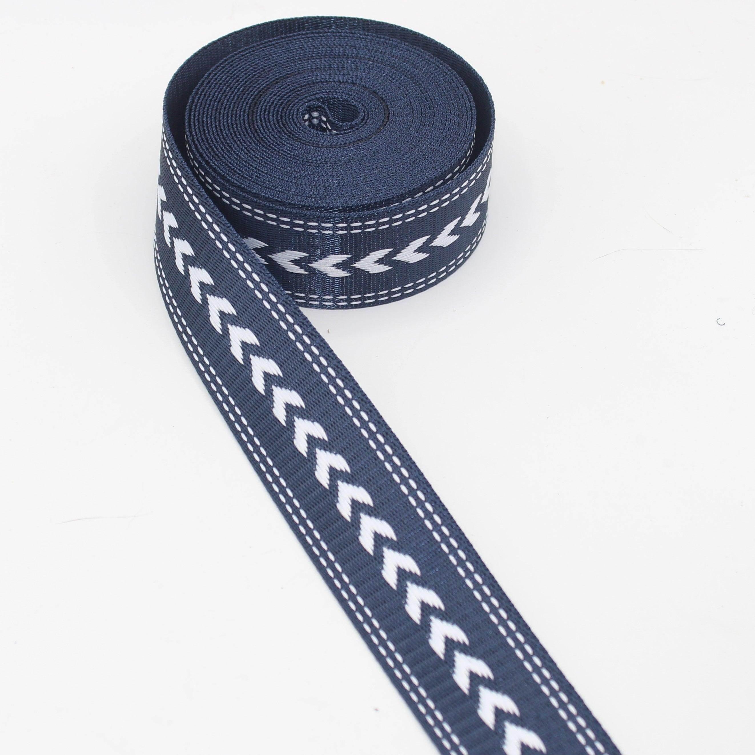 5 meters 38mm Polyester Shiny Webbing with Arrows #RUB3553 - ACCESSOIRES LEDUC BV