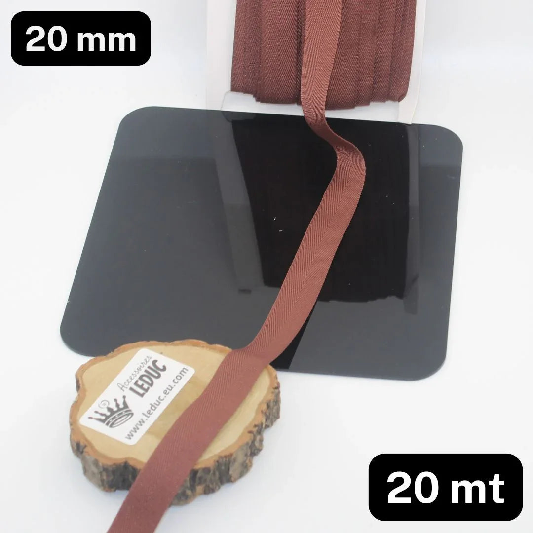 20 meters 20 or 25mm Wide 100% Cotton Herringbone tape (21 colours to chose from!) - ACCESSOIRES LEDUC BV