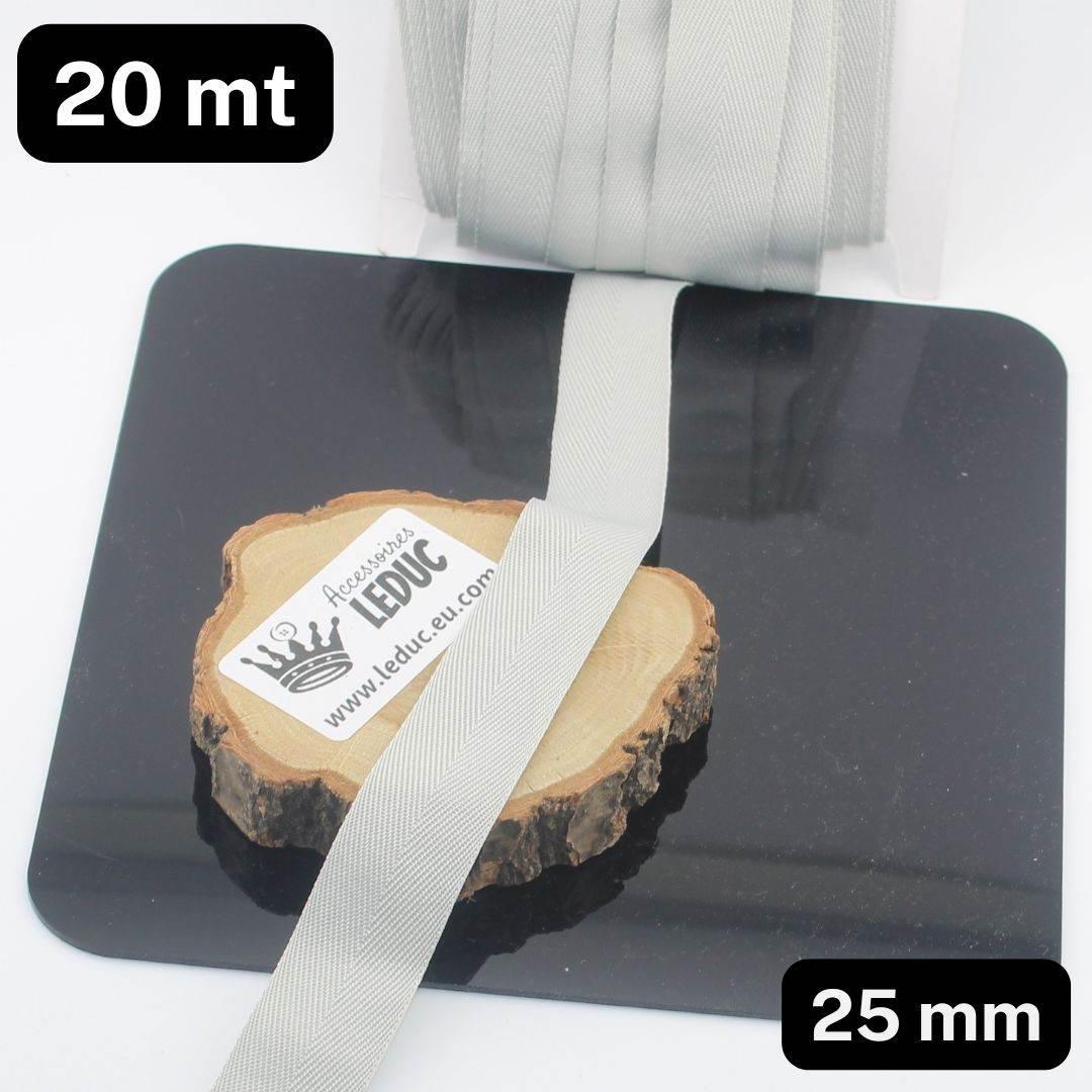 20 meters 20 or 25mm Wide 100% Cotton Herringbone tape (21 colours to chose from!) - ACCESSOIRES LEDUC BV