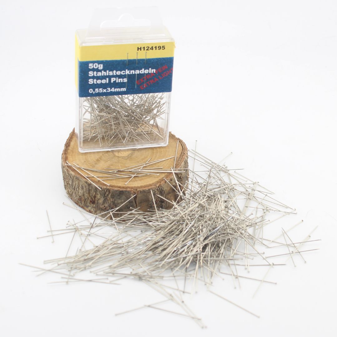 50 grams of super fine needles size 0.55mm x 34mm - Made in Germany