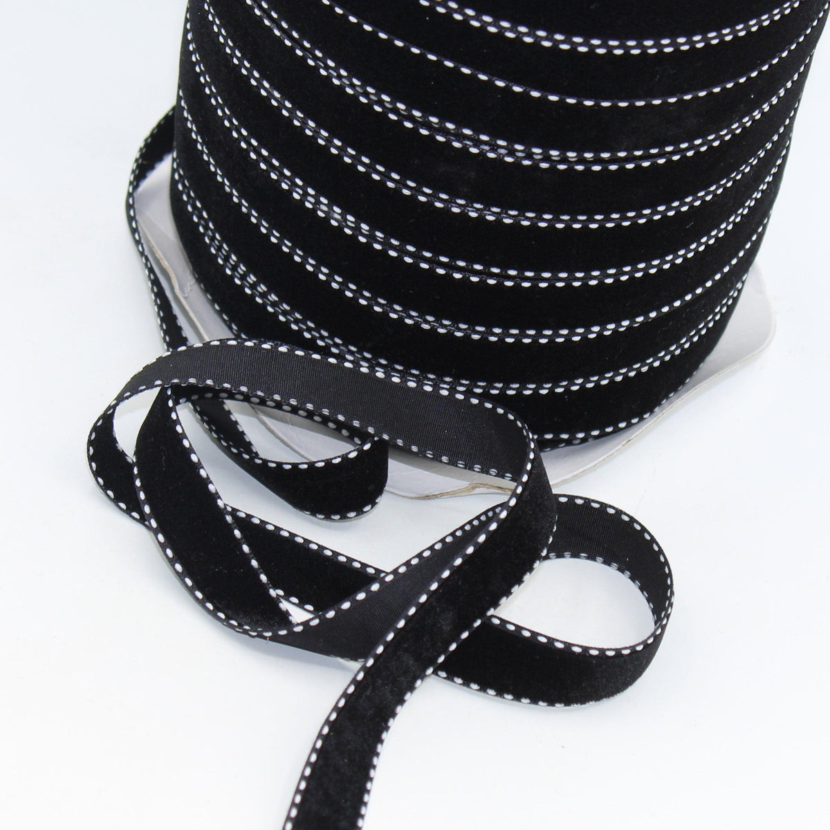 5 meters Stitched Velvet Ribbon 9 / 15 / 20mm #VEL1501 - ACCESSOIRES LEDUC