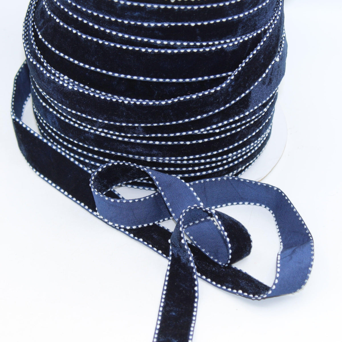 5 meters Stitched Velvet Ribbon 9 / 15 / 20mm #VEL1501 - ACCESSOIRES LEDUC BV