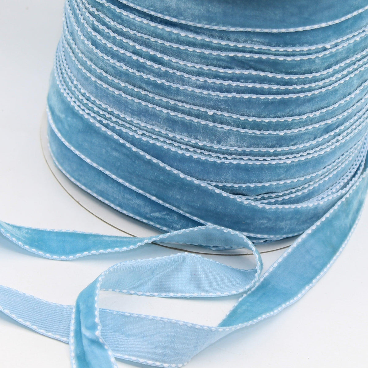 5 meters Stitched Velvet Ribbon 9 / 15 / 20mm #VEL1501 - ACCESSOIRES LEDUC