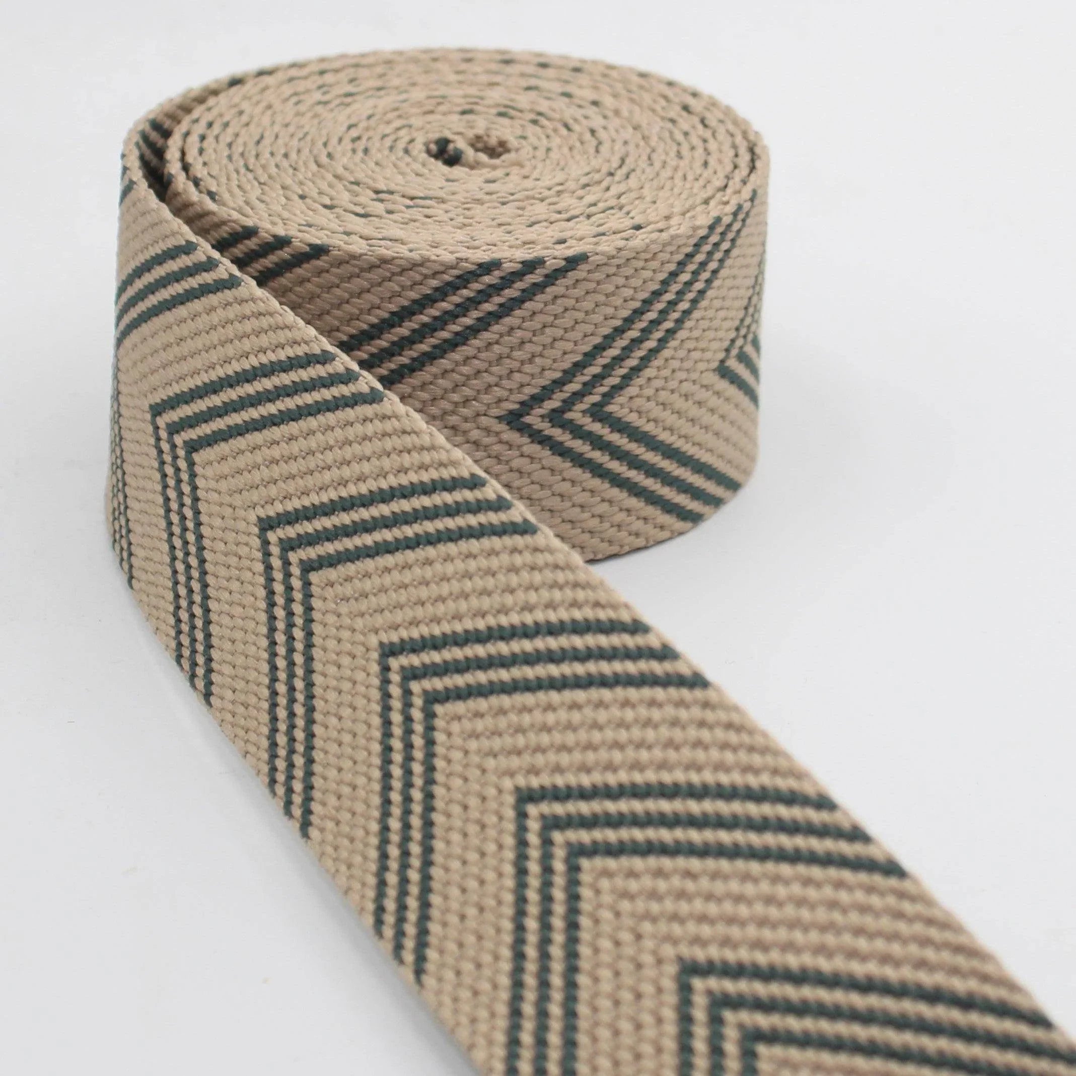 5 meters Webbing with Geometric Arrows 50mm #RUB1999 - ACCESSOIRES LEDUC BV