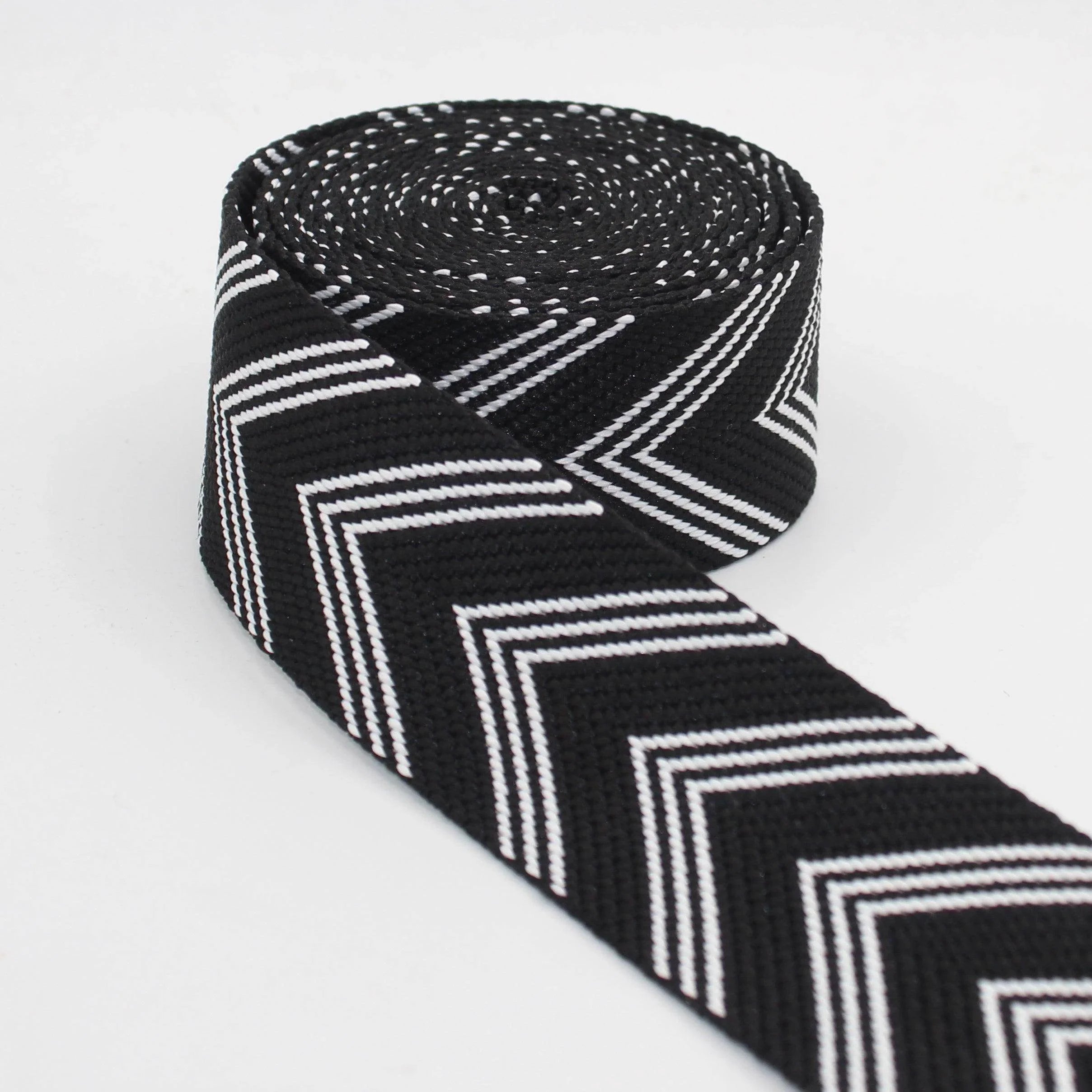 5 meters Webbing with Geometric Arrows 50mm #RUB1999 - ACCESSOIRES LEDUC BV