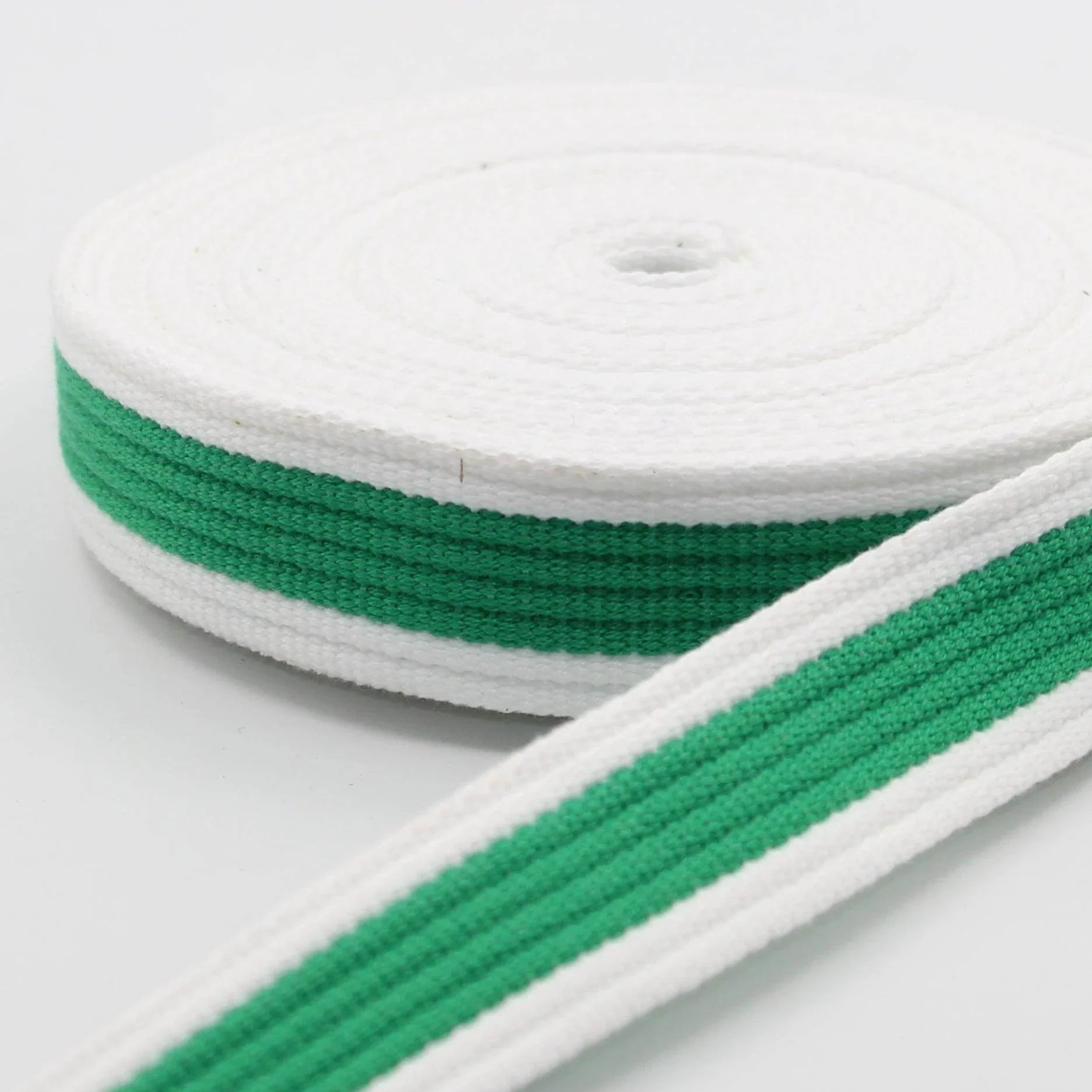 5 meters 30mm White + Colour Stripe Webbing #RUB1979 - ACCESSOIRES LEDUC BV