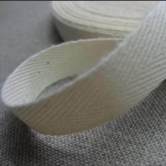 COTTON HERRINGBONE 10mm **150 Meters** White & Ecru - ACCESSOIRES LEDUC BV