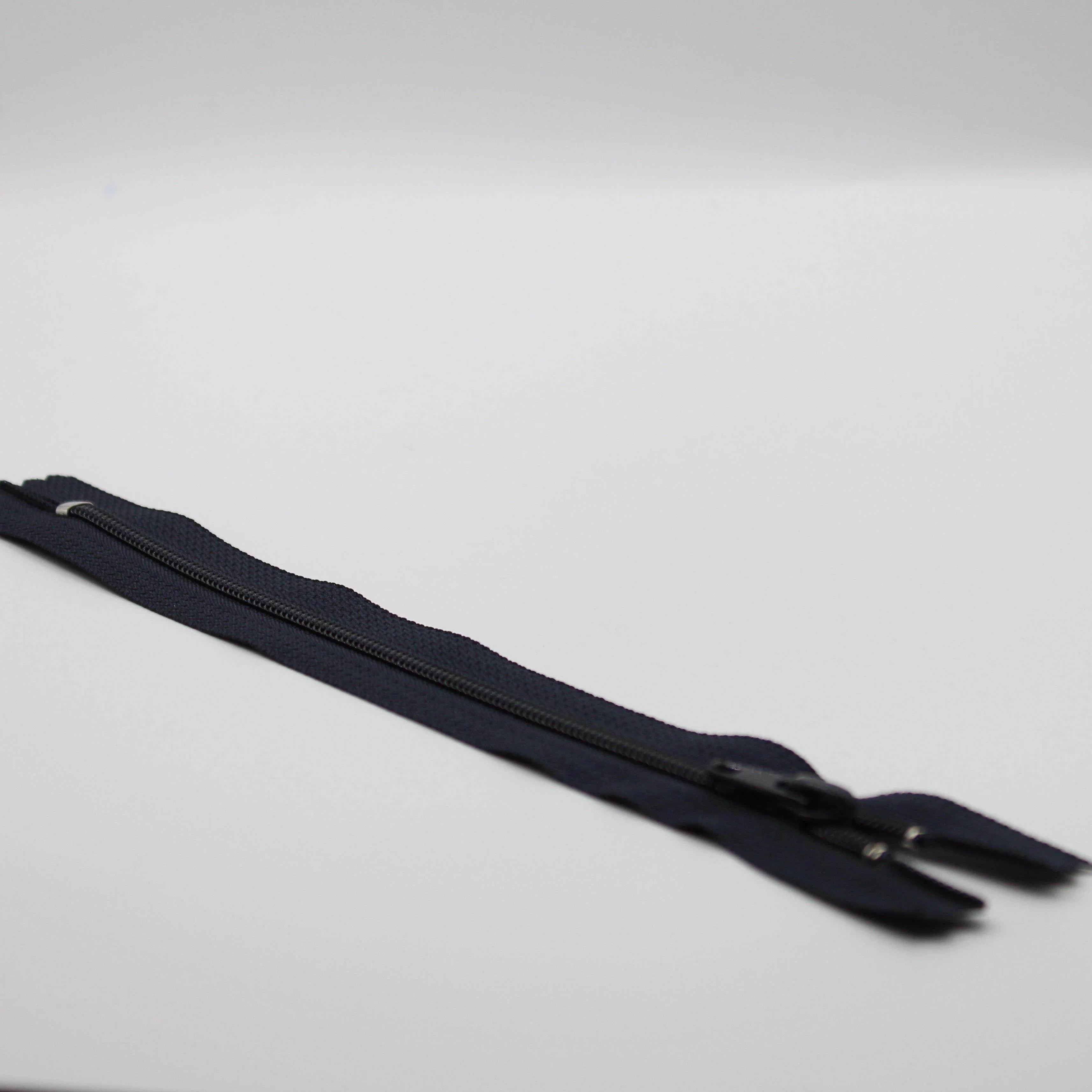 YKK - 20cm Nylon Zipper Size 4.5 for Trousers **Extra Strong** - ACCESSOIRES LEDUC BV